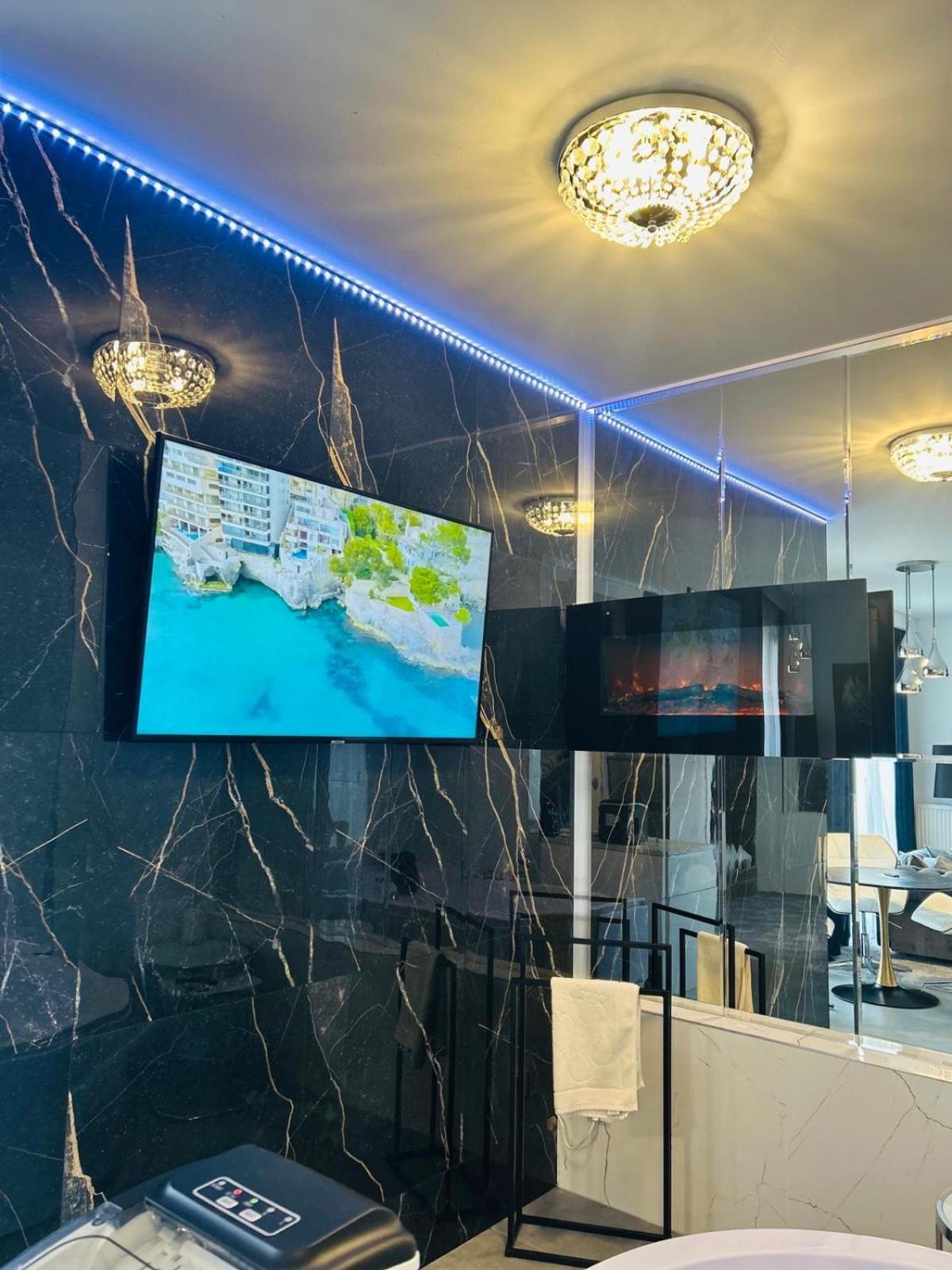 Jacuzzi Glass-house Station Cracóvia