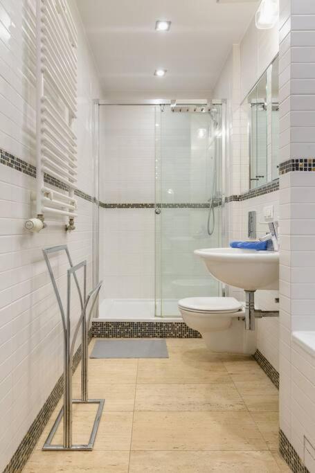 Haven, 2-bedroom W/underground Parking! Apartment *