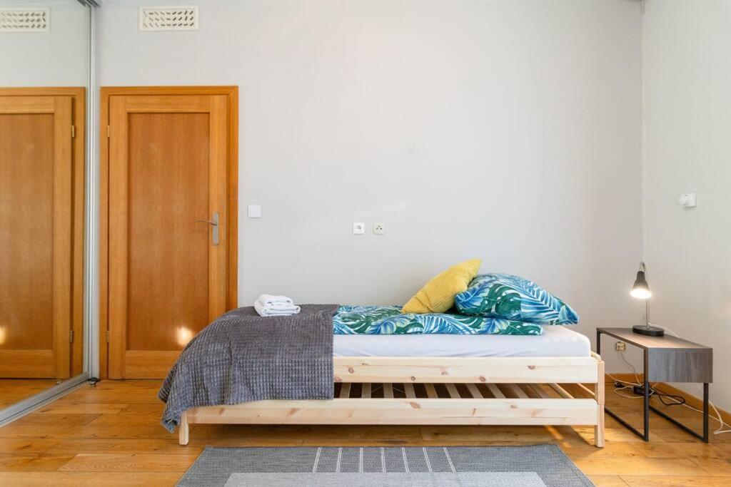 Apartment Haven, 2-bedroom W/underground Parking! *