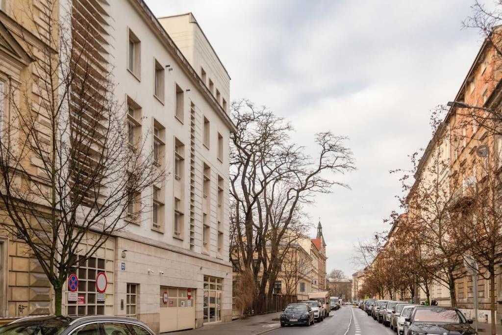 Haven, 2-bedroom W/underground Parking! Apartment