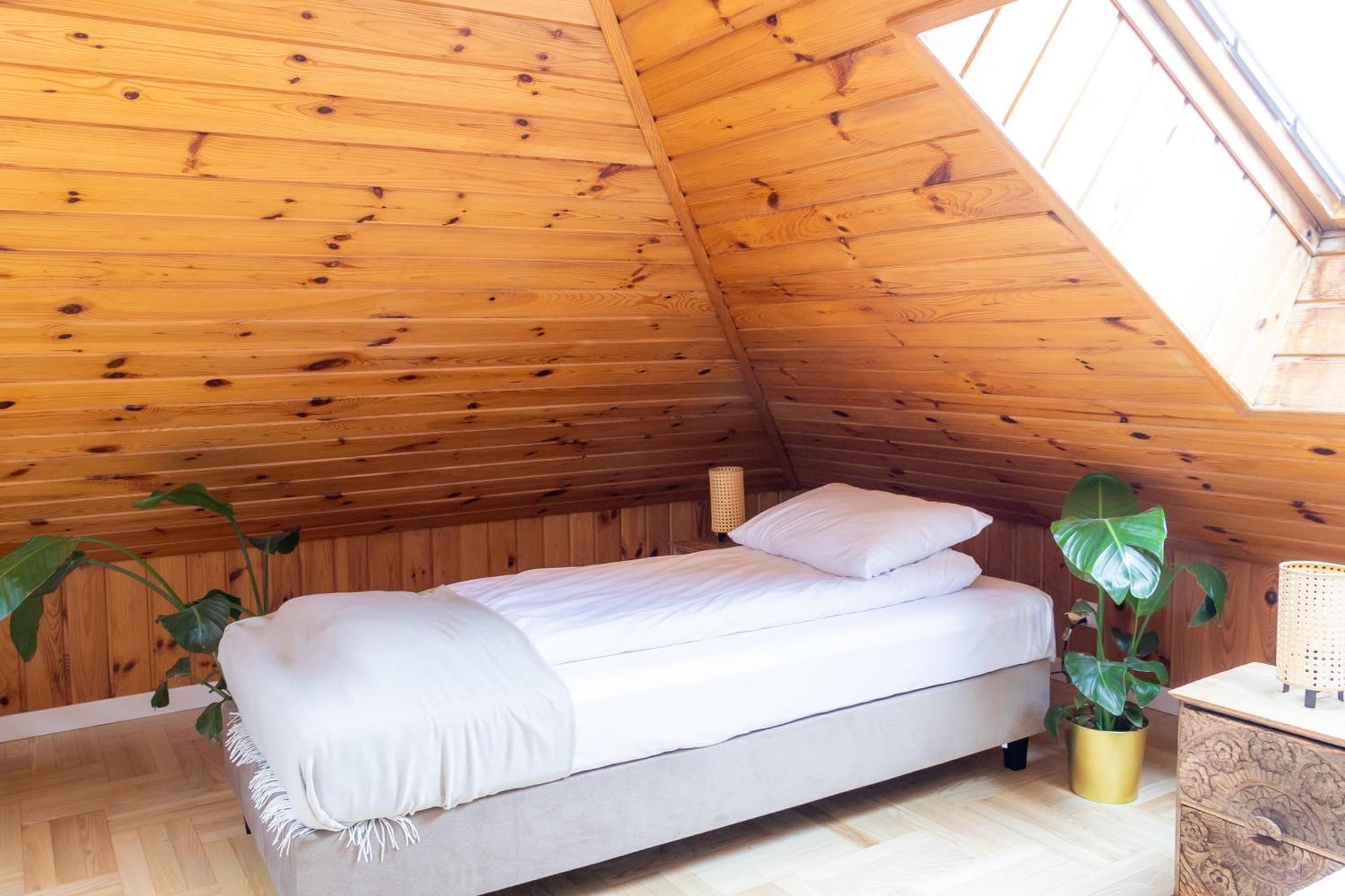 Blisshouse Retreat Center Guest house Krakow