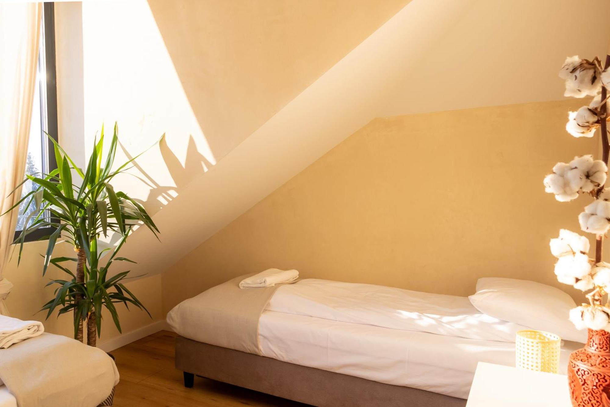 Blisshouse Retreat Center Guest house Krakow
