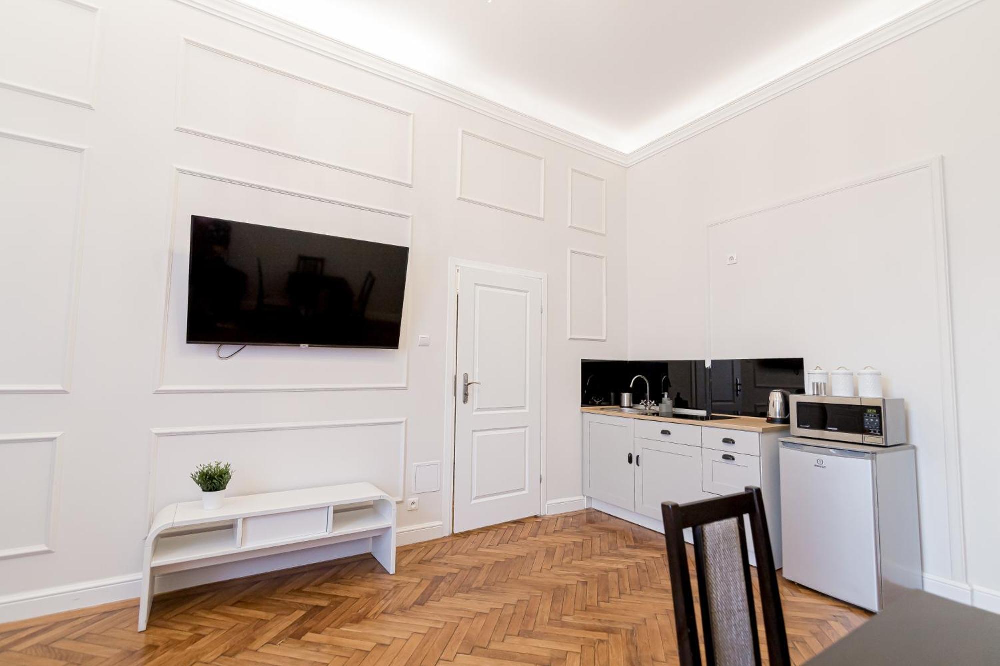 Royal Apartment