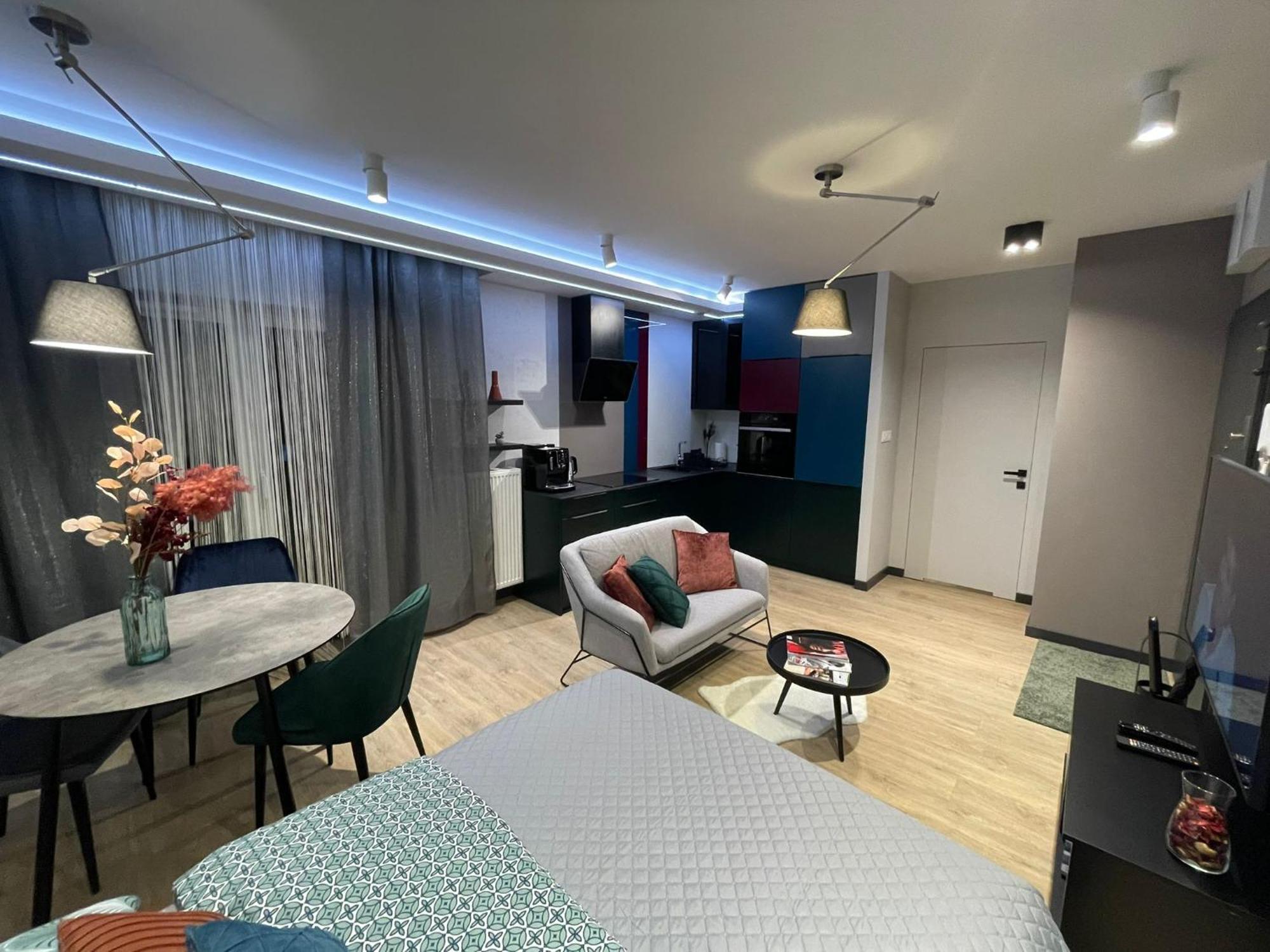 New Comfortable With Balcony And Sauna On Klimieckiego Street Krakow