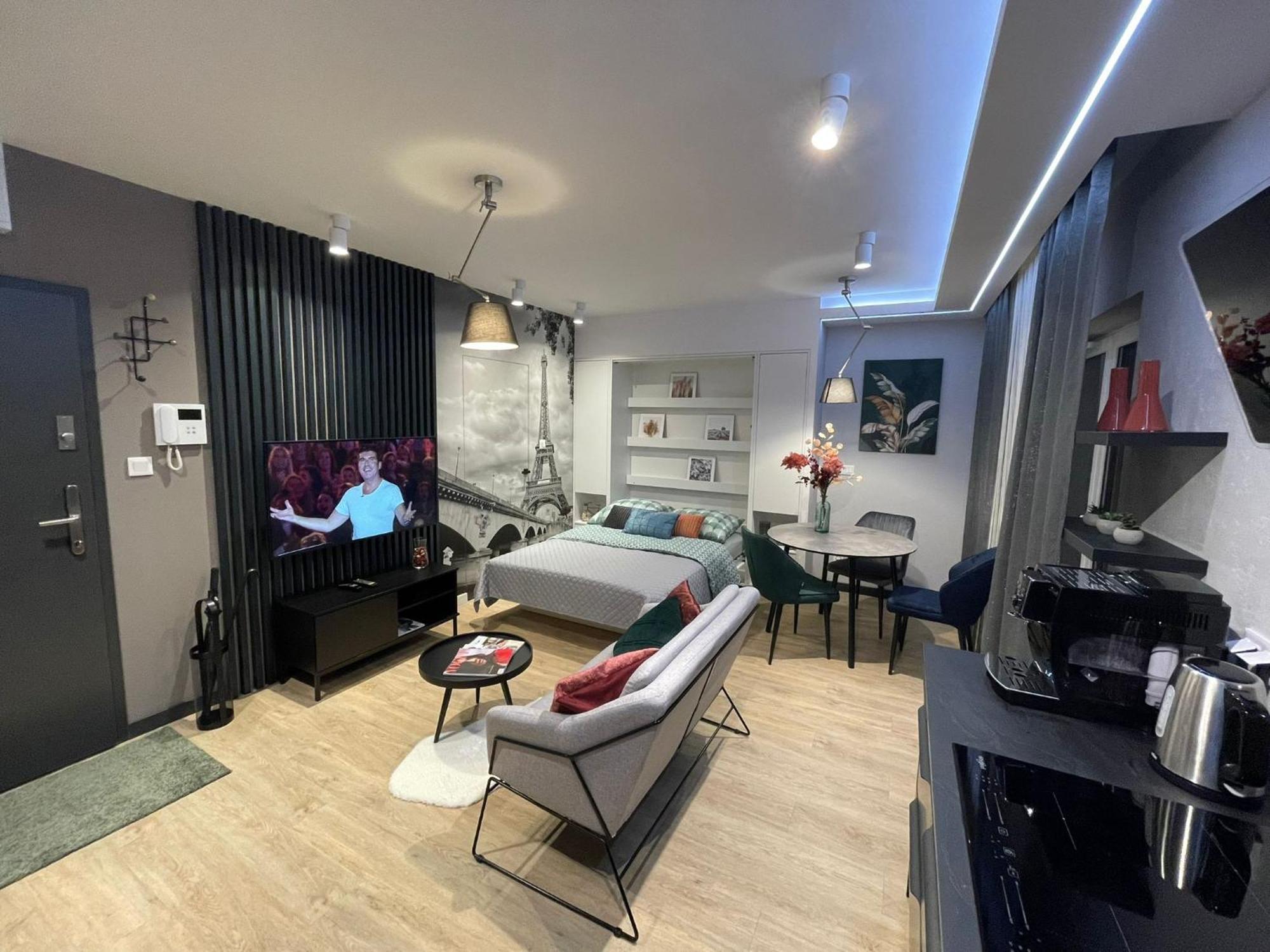 Apartment New Comfortable With Balcony And Sauna On Klimieckiego Street Krakow
