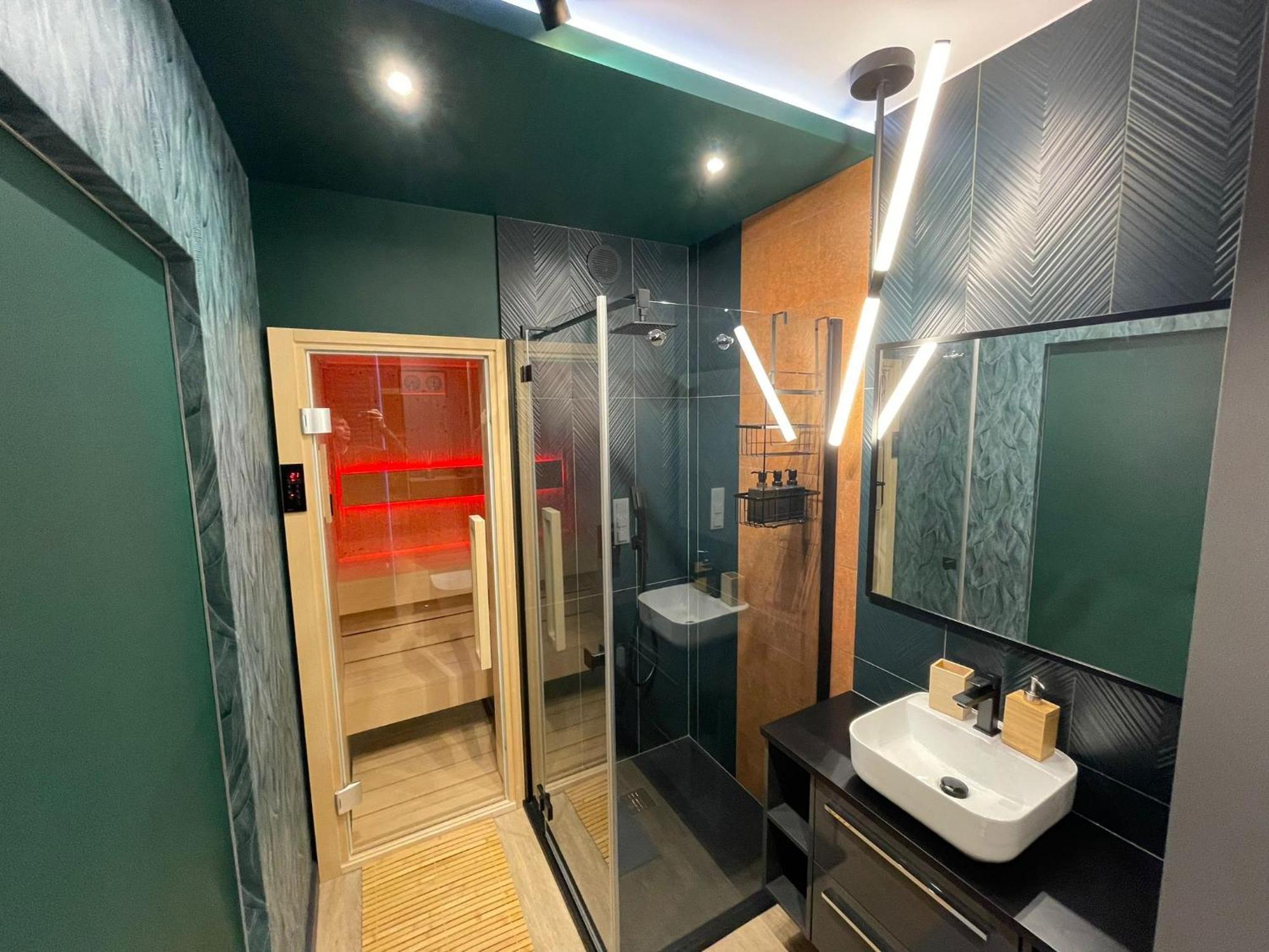 Apartment New Comfortable With Balcony And Sauna On Klimieckiego Street Krakow