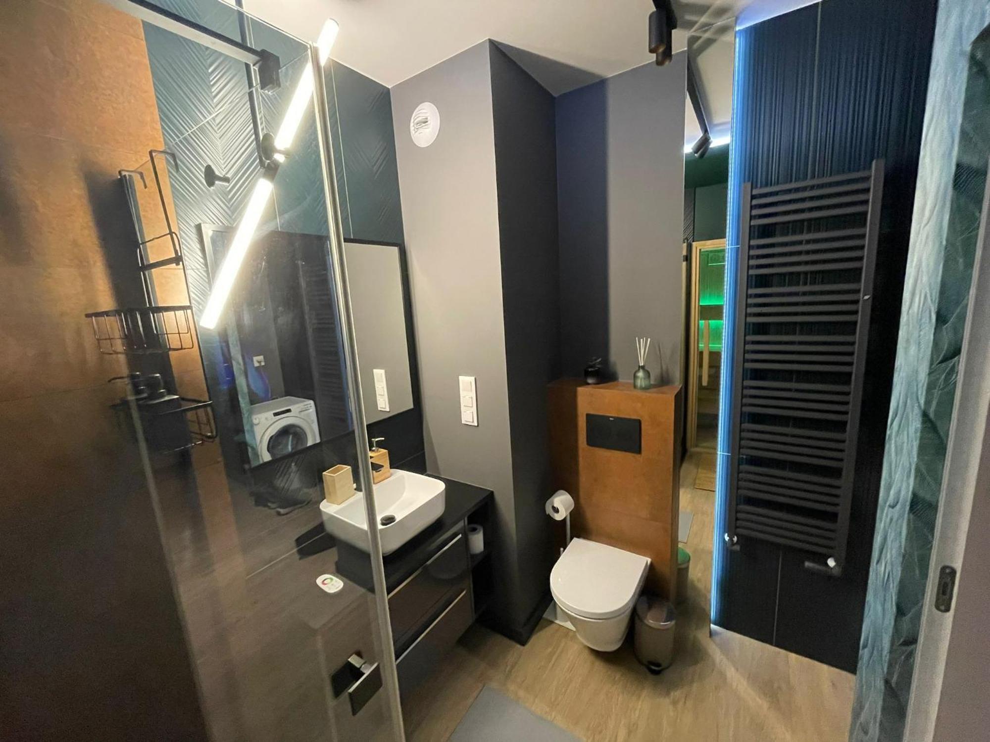 New Comfortable With Balcony And Sauna On Klimieckiego Street Krakow
