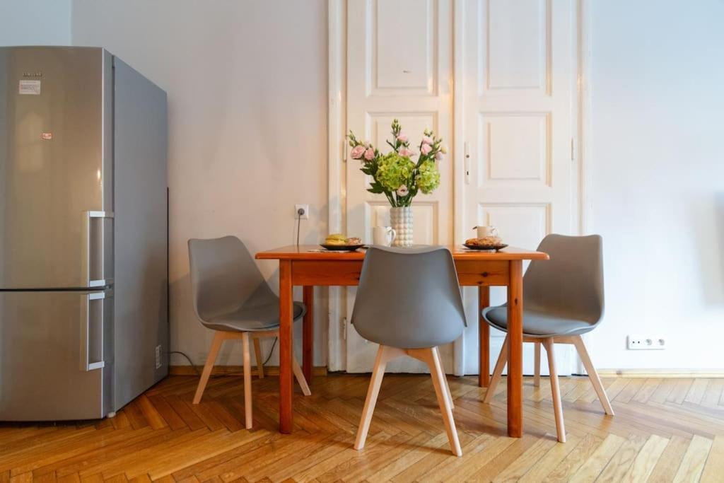 Apartamento Comfort&central 2-bedroom Apt. *
