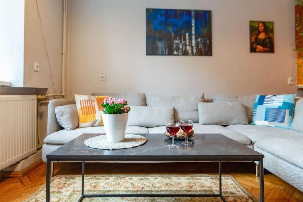 Comfort&central 2-bedroom Apt. Apartament Kraków