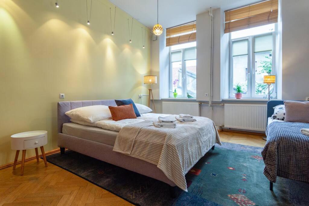 Apartament Comfort&central 2-bedroom Apt. *