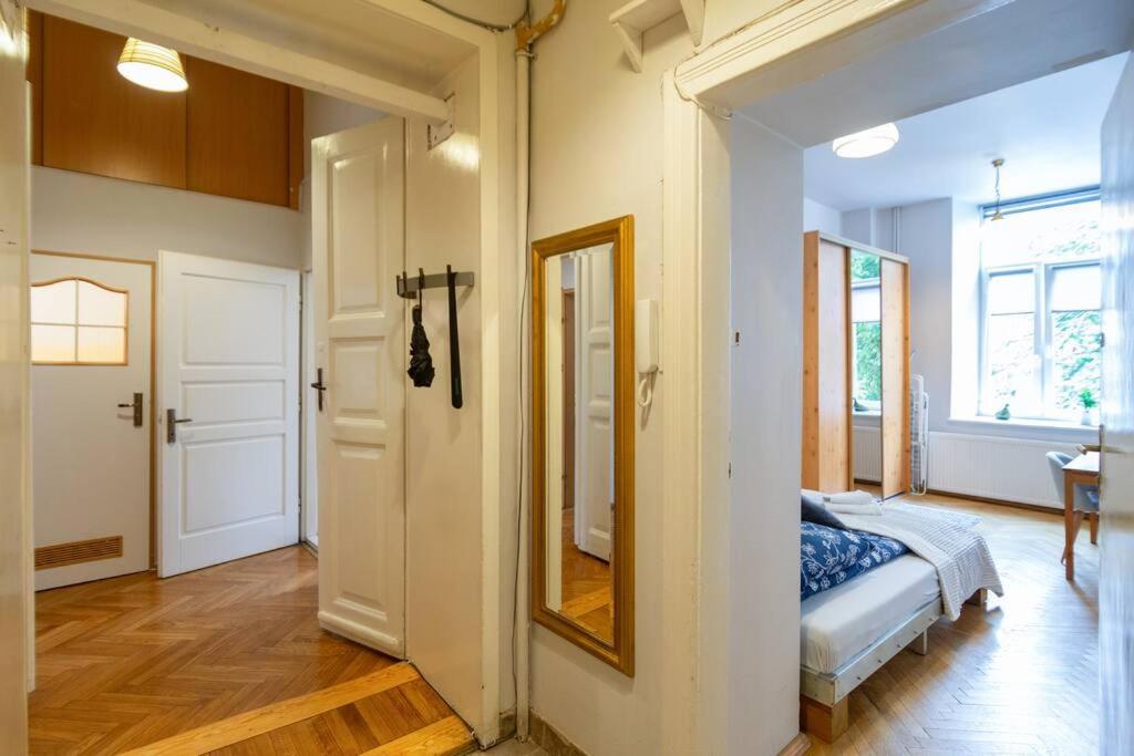 Comfort&central 2-bedroom Apt. Apartament