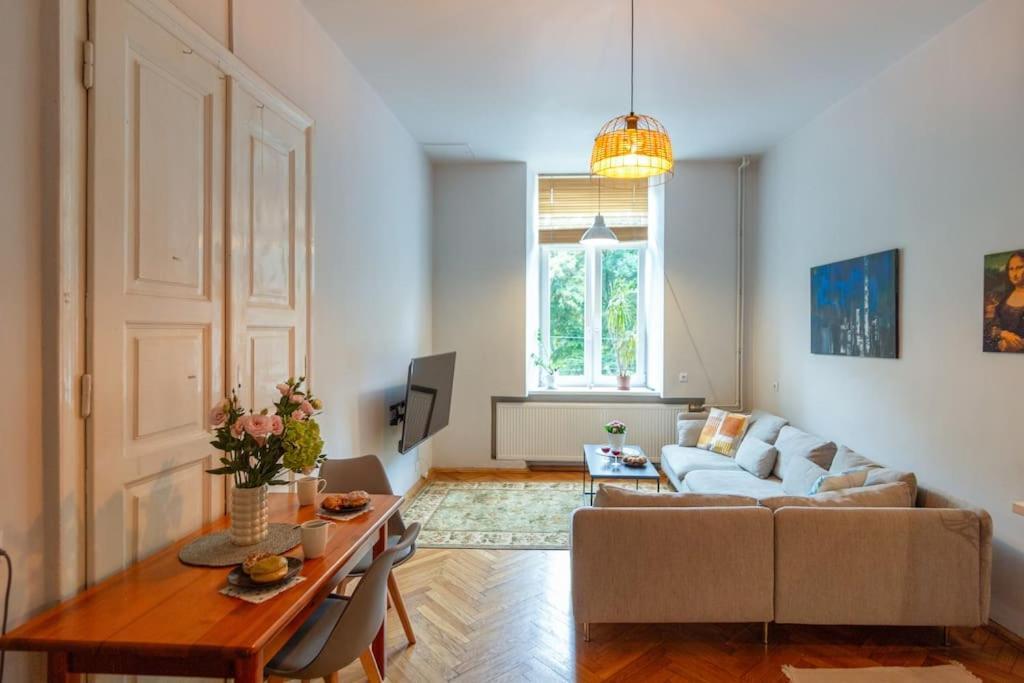 Apartament Comfort&central 2-bedroom Apt. Kraków