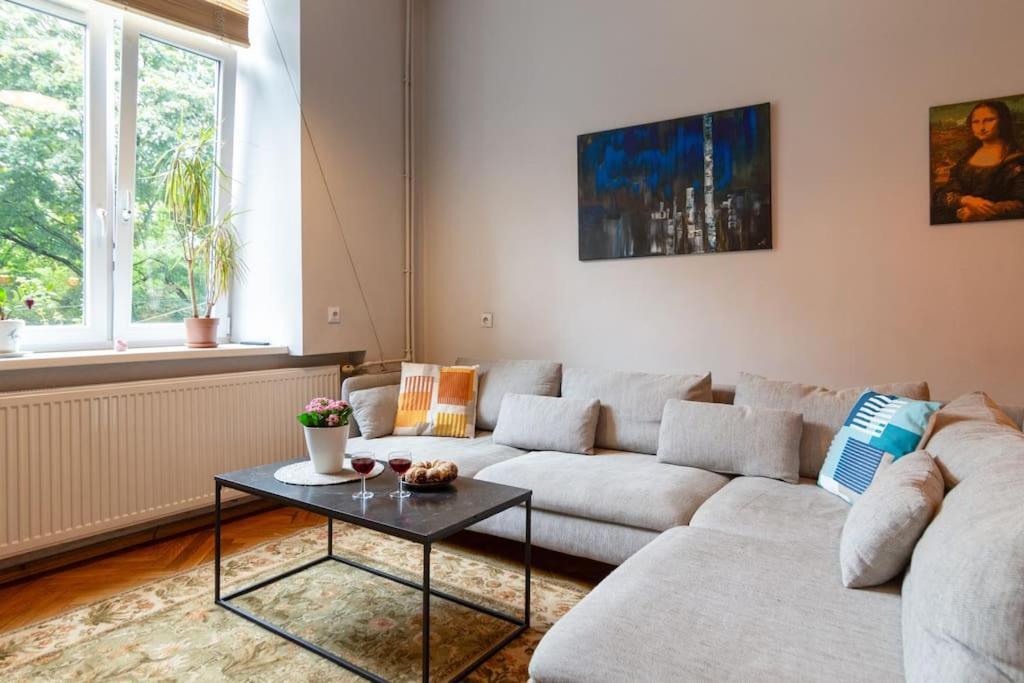Apartment Comfort&central 2-bedroom Apt. Krakau