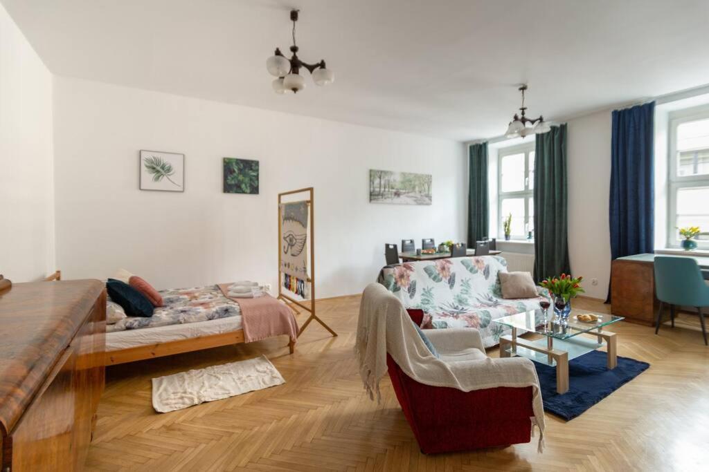 Essence Cracow Golden Location! Apartment *