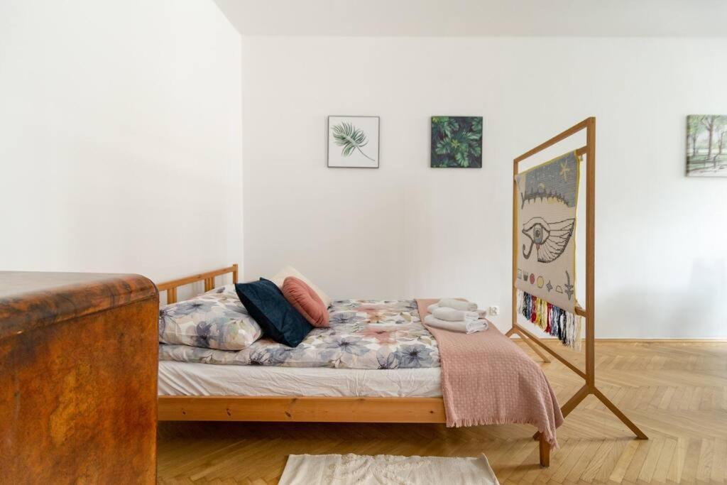 Apartment Essence Cracow Golden Location!