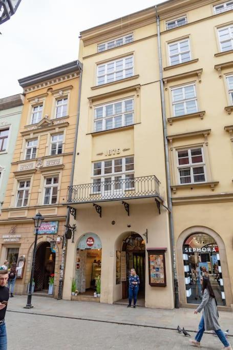 Essence Cracow Golden Location! * Krakow