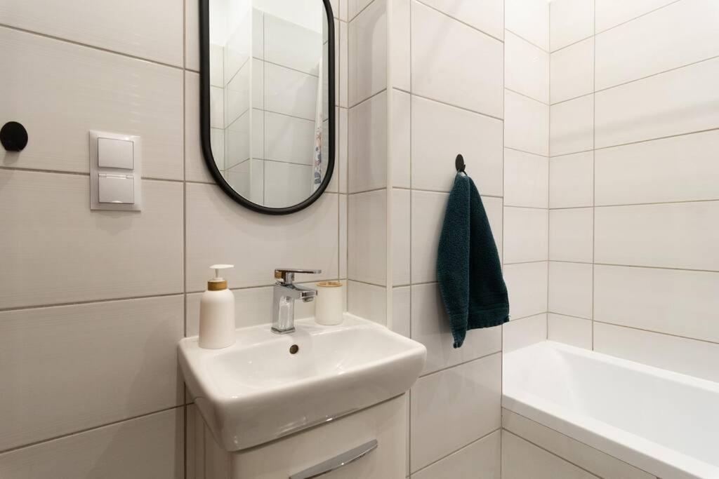 June B Apartament *