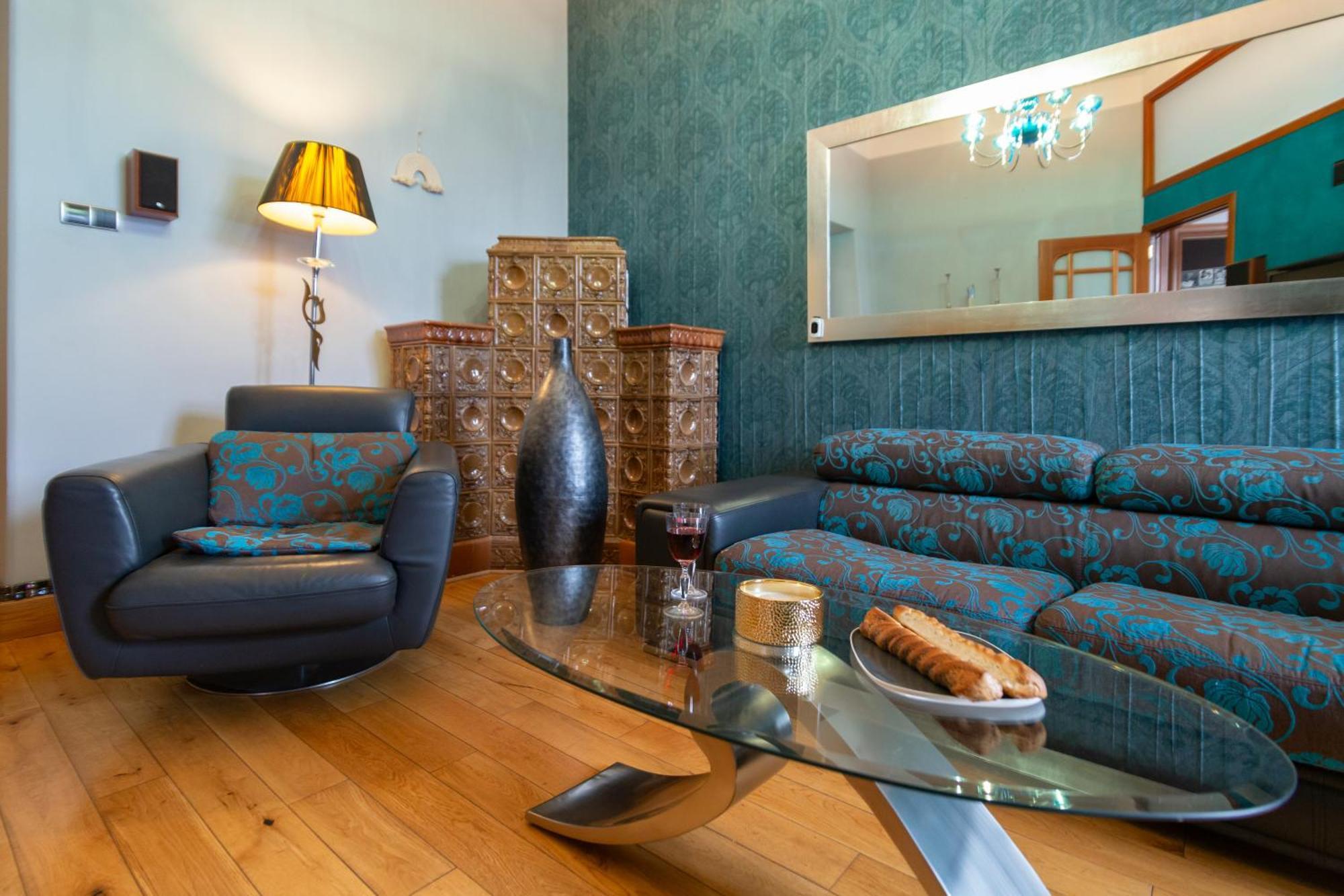 Apartment Indigo 2-bedroom In The Center *