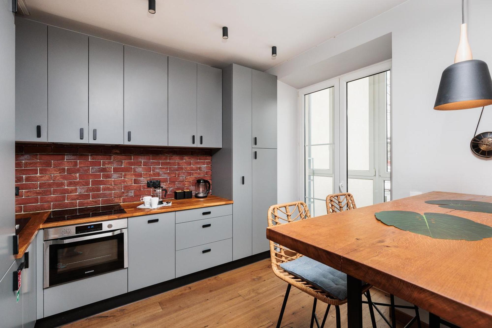 Apartment Luminous Loft - Modern Old Town - By Upstairs *