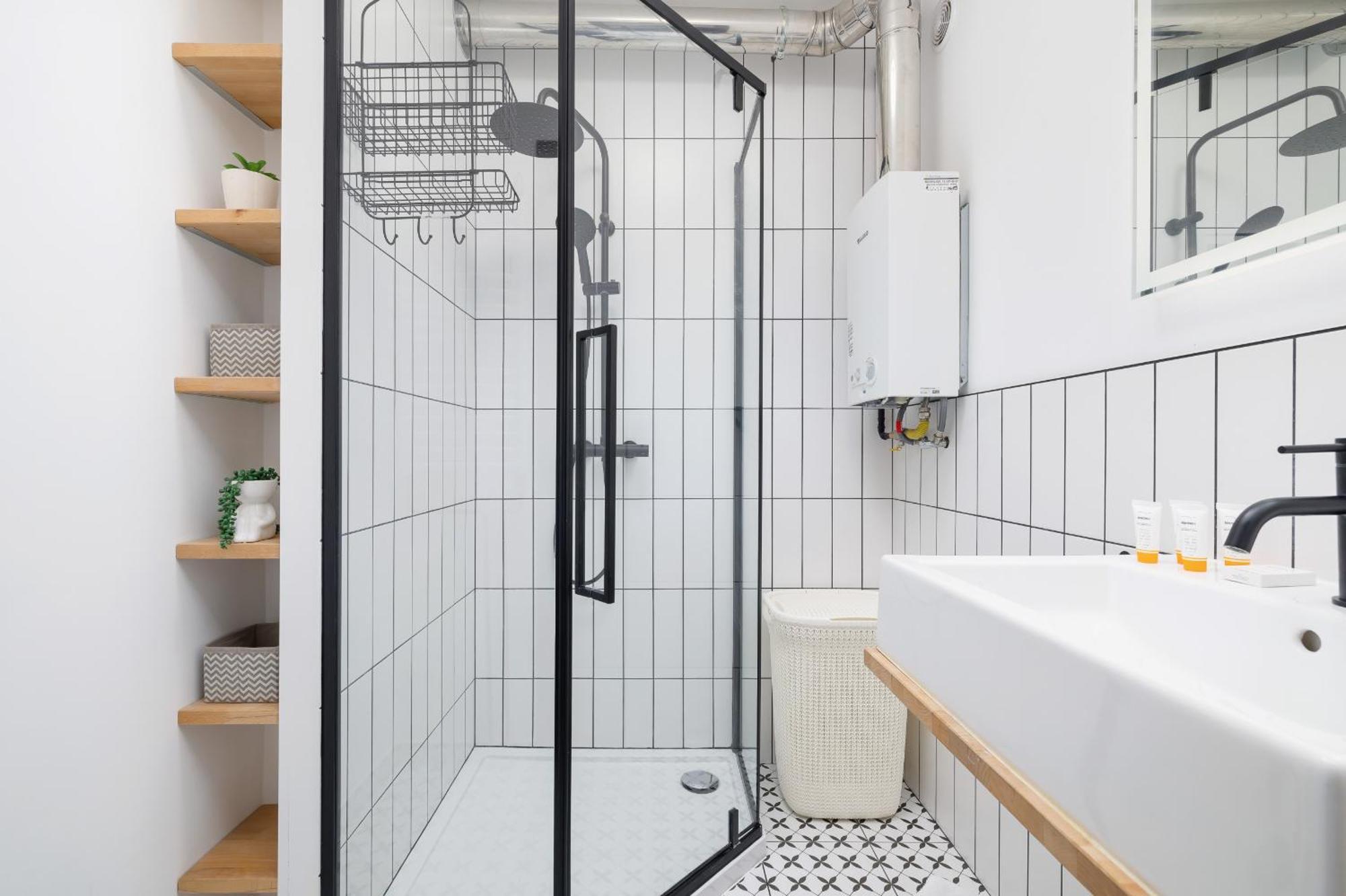 Apartment Comfortable Two-bedroom Strzelcow By Renters Krakow