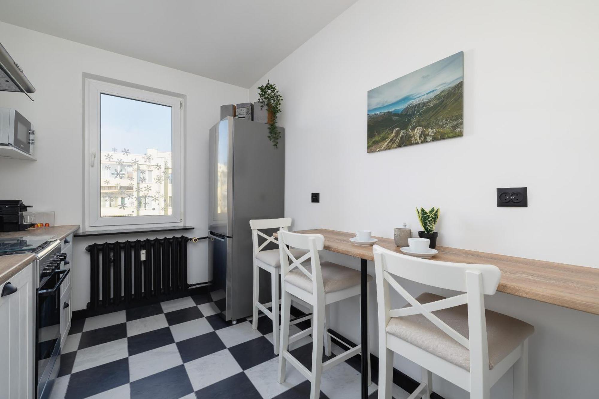 Comfortable Two-bedroom Strzelcow By Renters Krakow