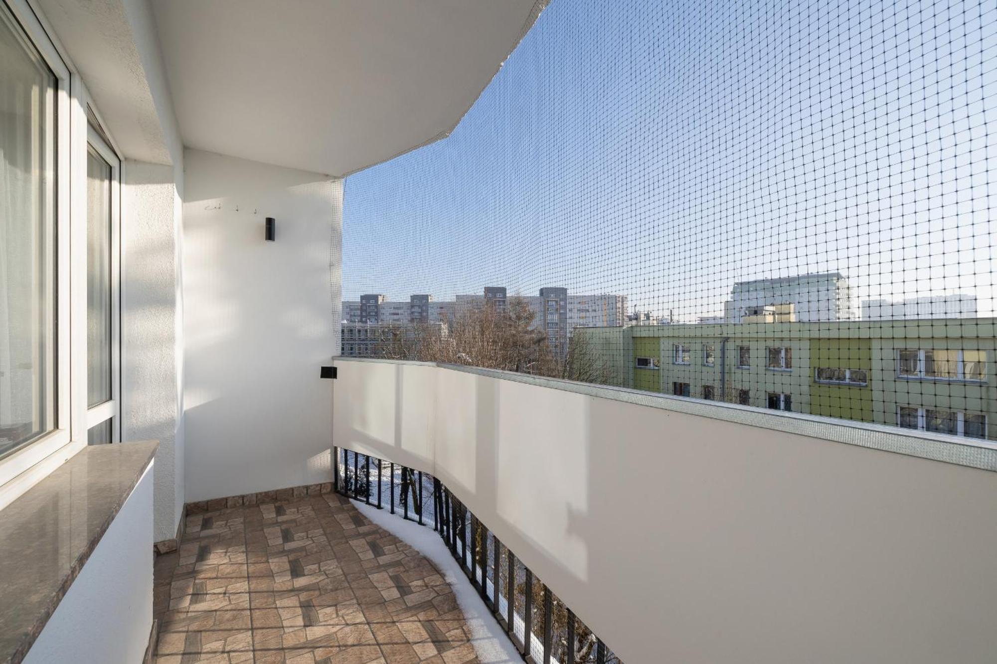 Apartment Comfortable Two-bedroom Strzelcow By Renters Krakow