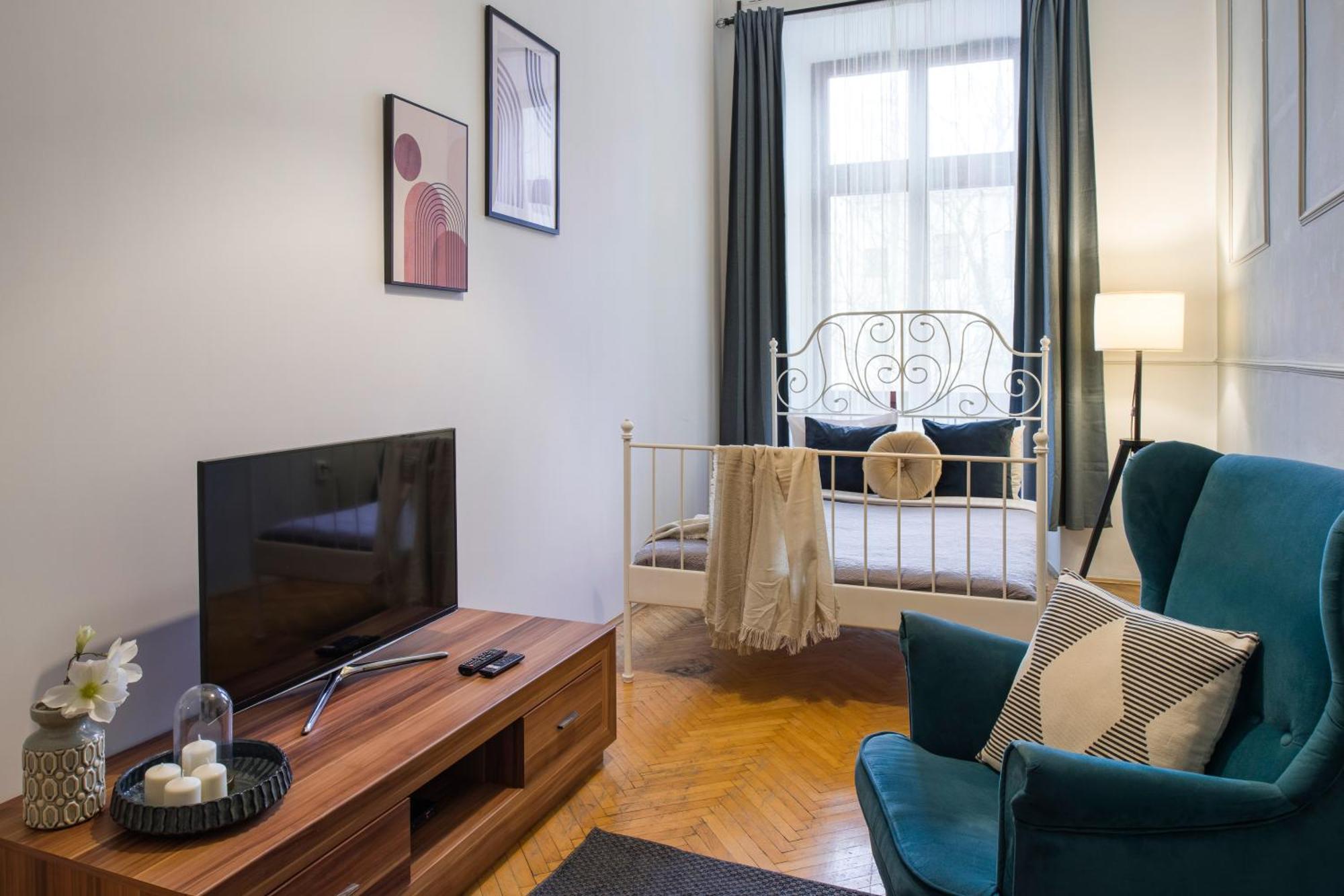 Apartment Wawelove Royal Spacious 2 Bedroom Apt 1 Min To Main Sq! *