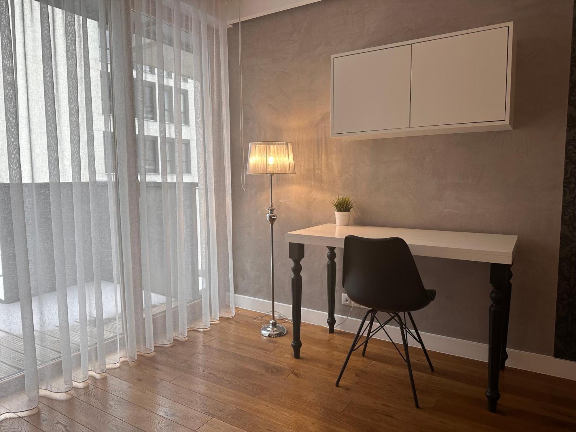 Lux Centre Apartment *