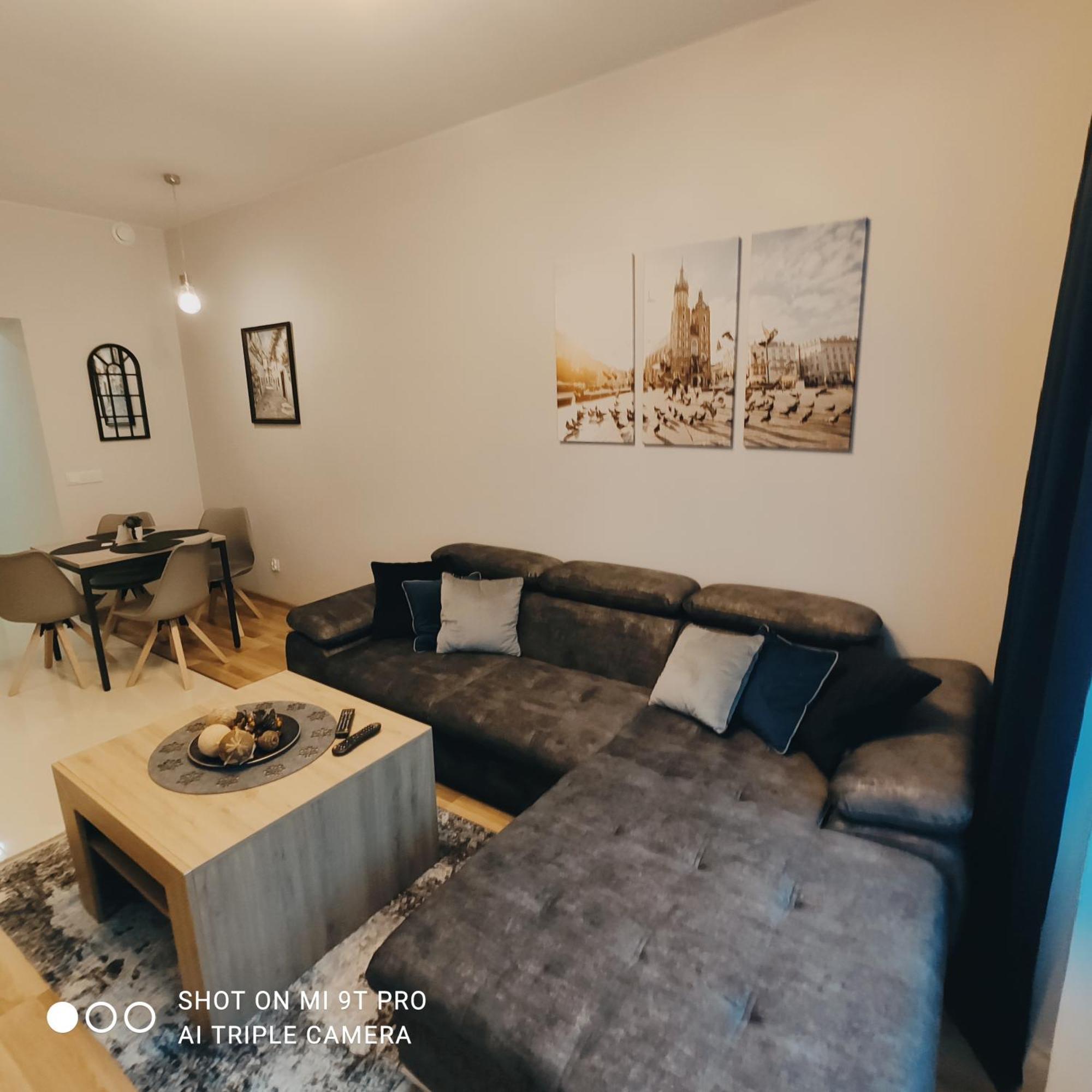 Seventh House Apartment