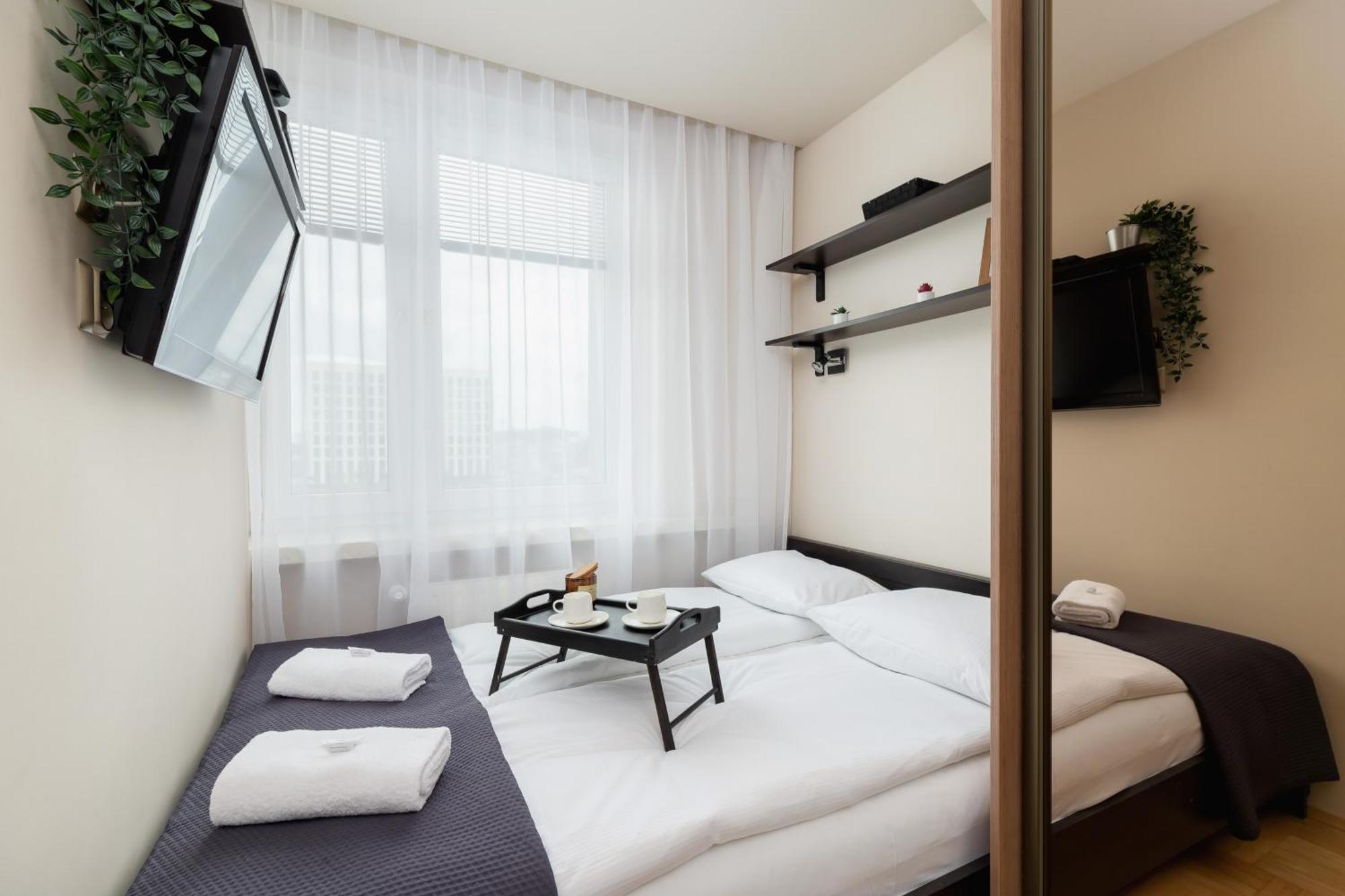 Lagiewniki Sanctuary One Bedroom By Renters Apartment *