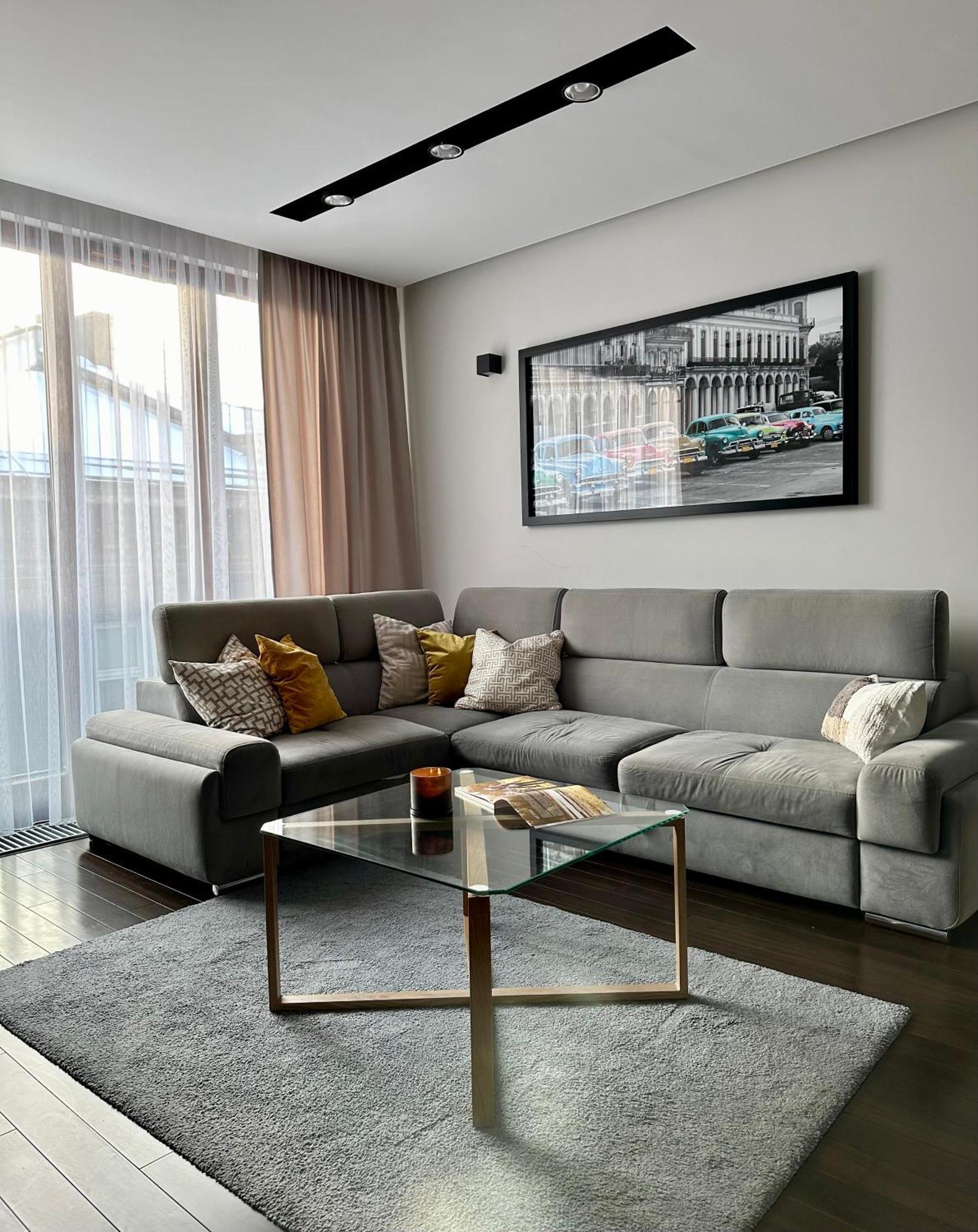 Apartment Krotka 8 *