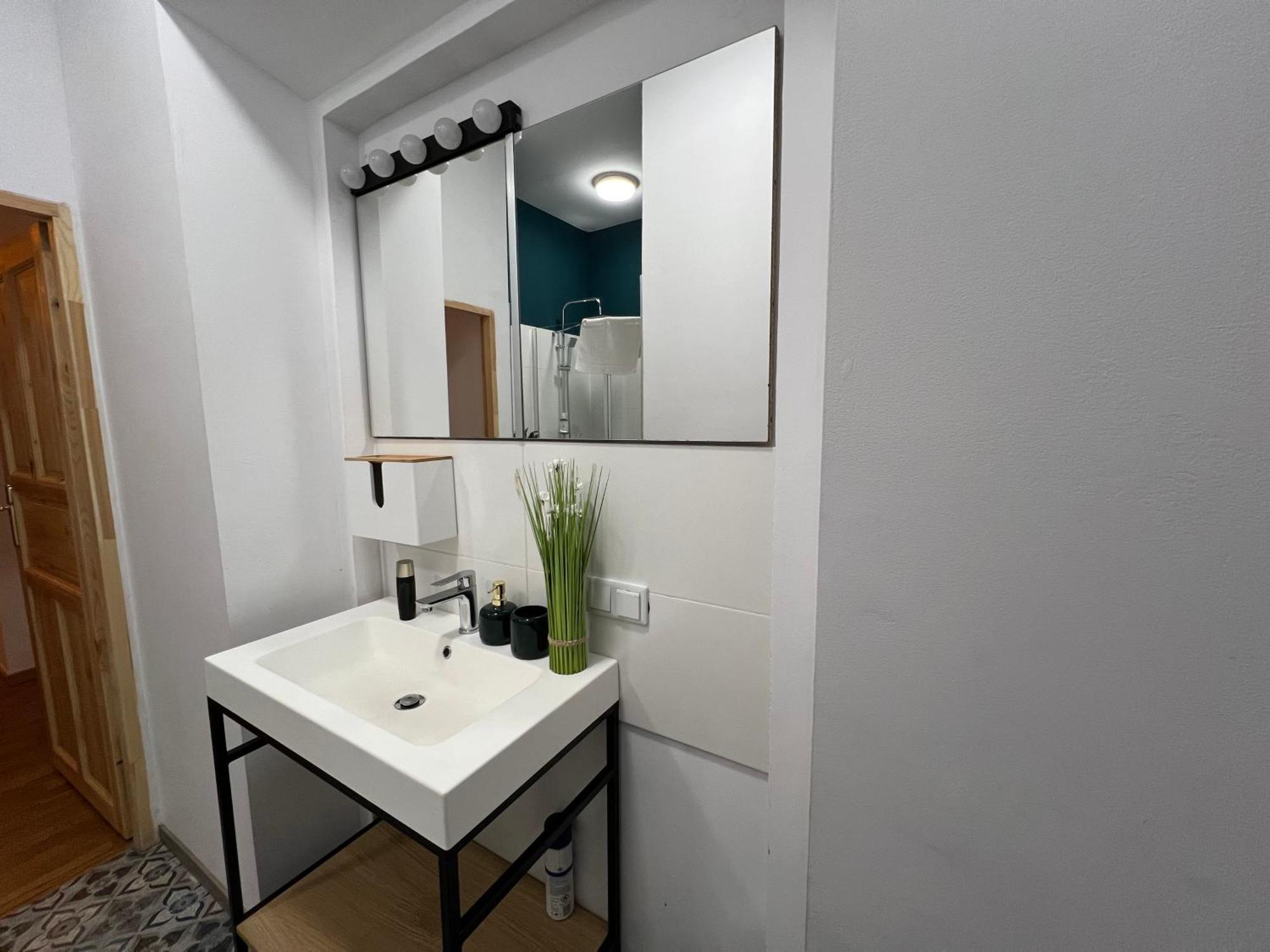 3d Florianska 15 *