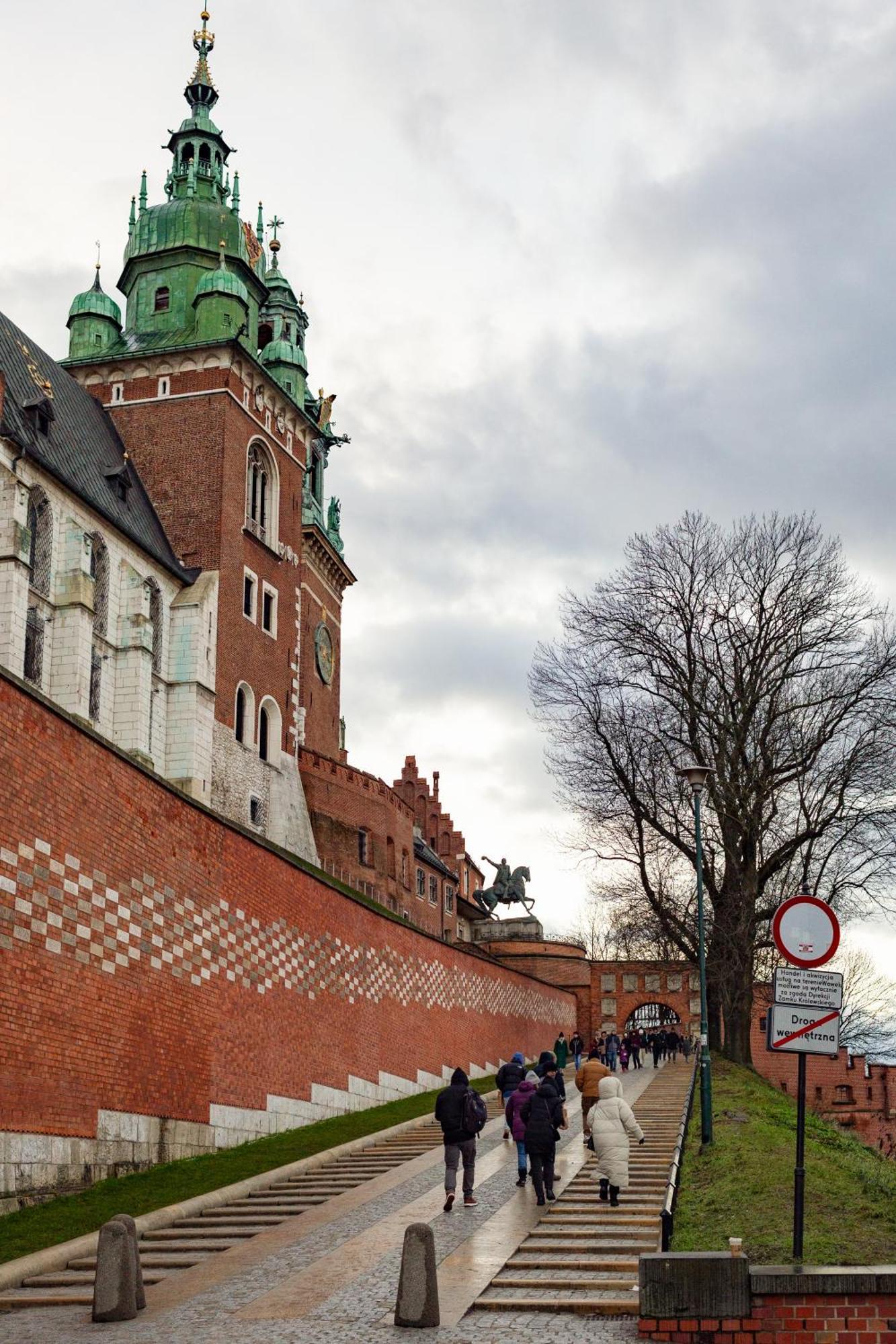 Legend. Wawel Castle Premium *