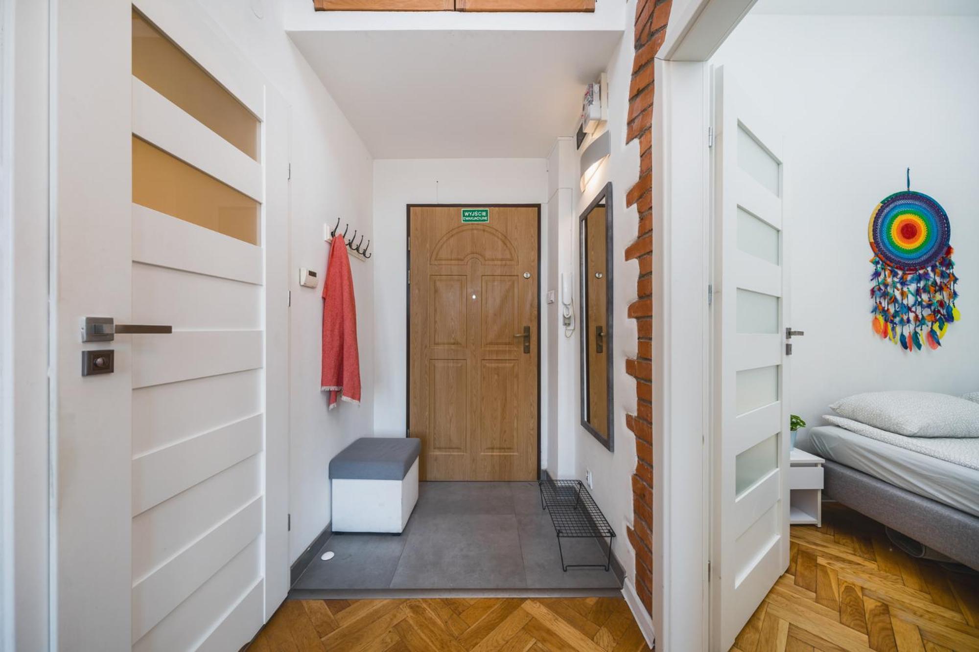 Plac Nowy - The Heart Of Jewish Quarter - By Upstairs Krakau