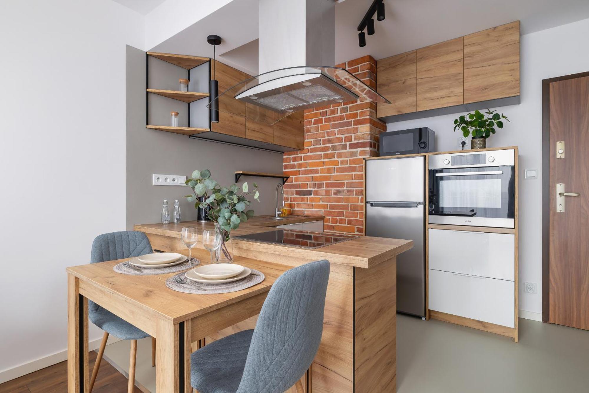 Near Expo Cracow Elegant By Renters Apartamento