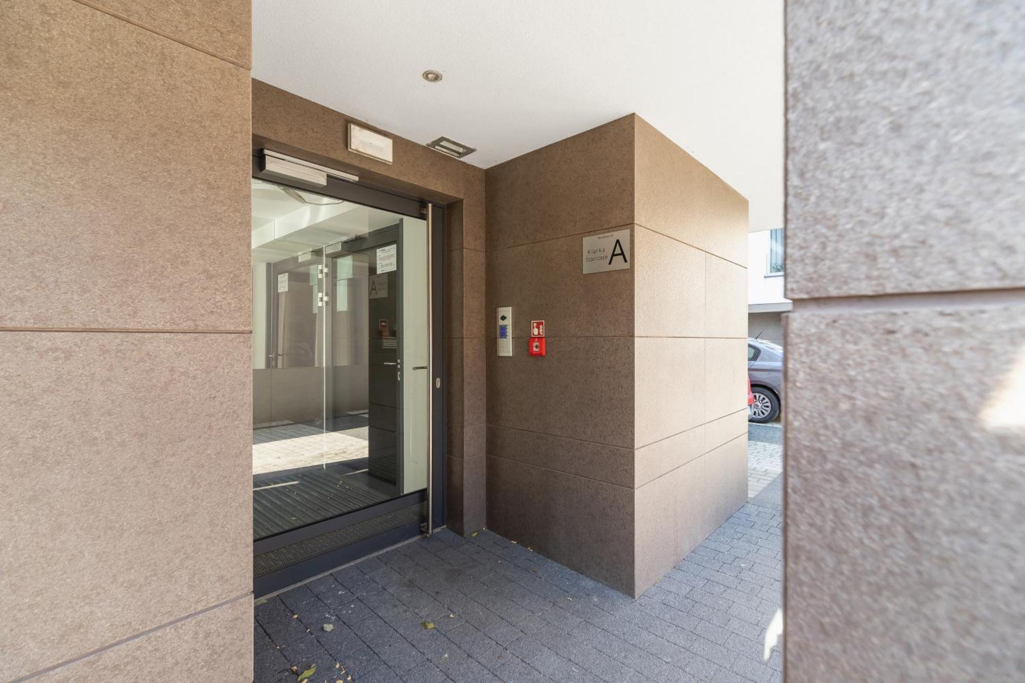 Apartamento Cracow Miodowa 42 Elegant By Renters *