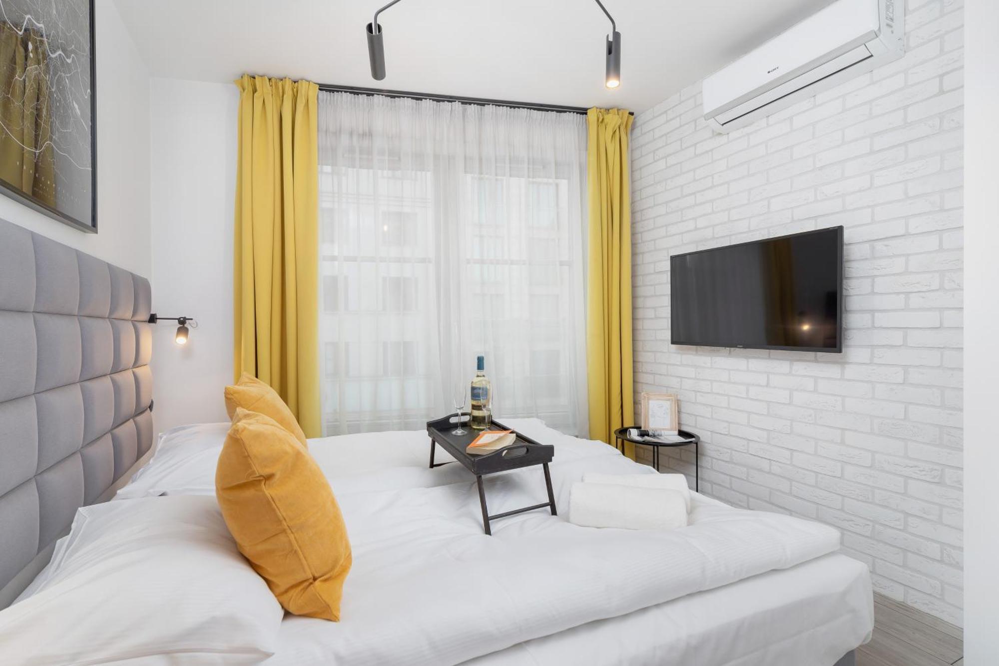 Cracow Miodowa 42 Elegant By Renters Apartamento *