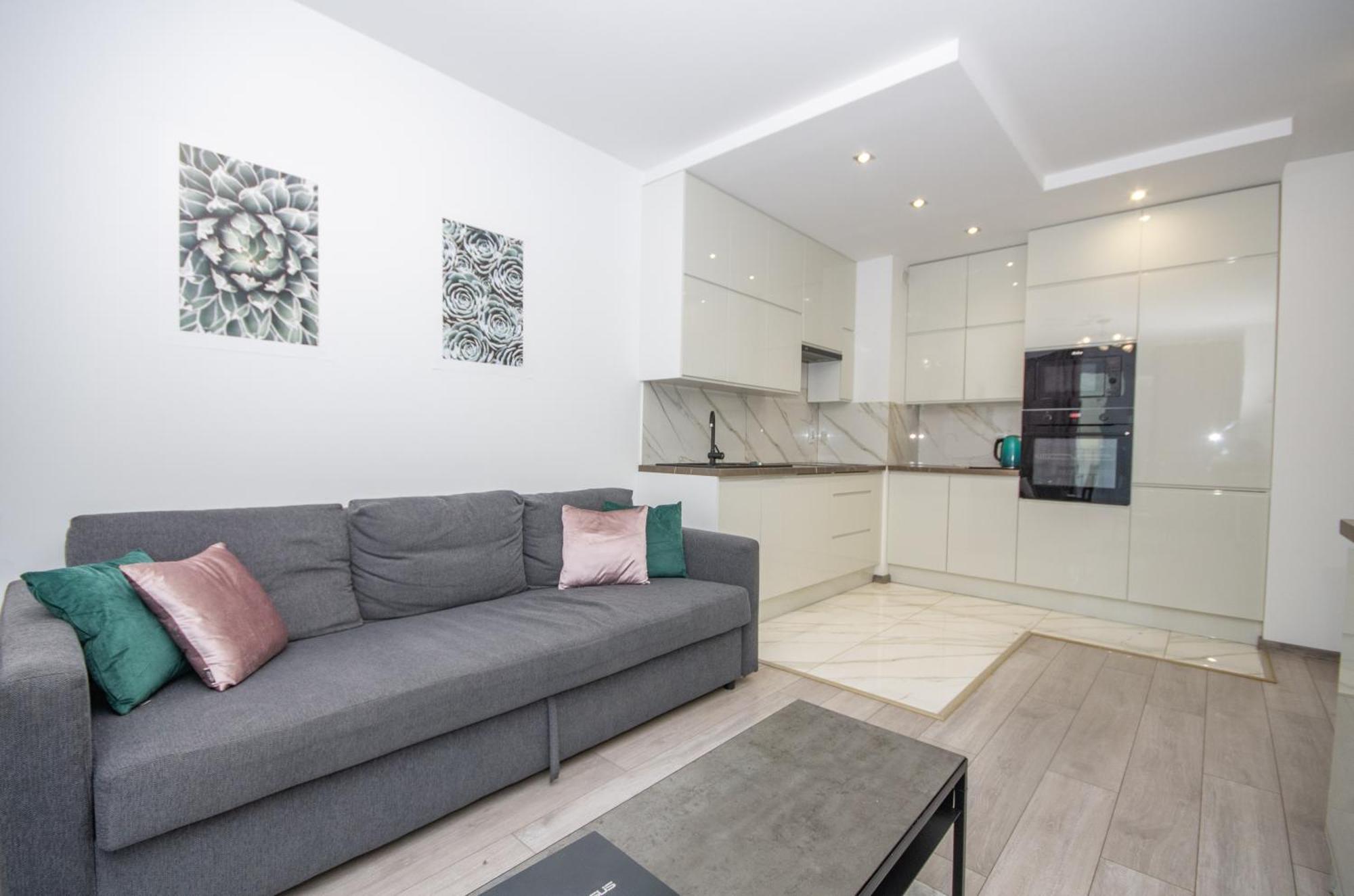 Inpoint Zablocie Modern For Work&travel Apartment