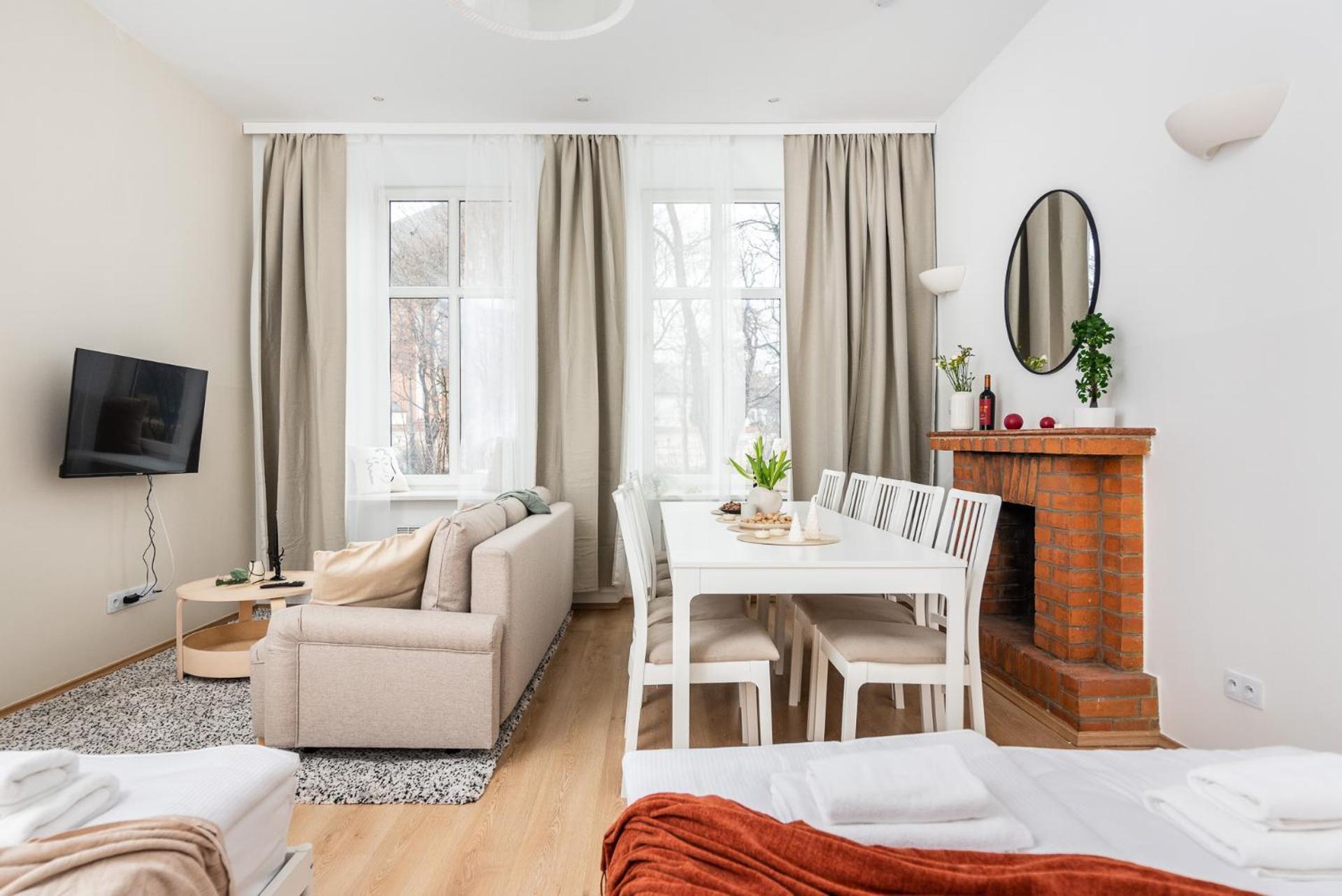 Apartment Modern Centrally Located - By Upstairs Krakow