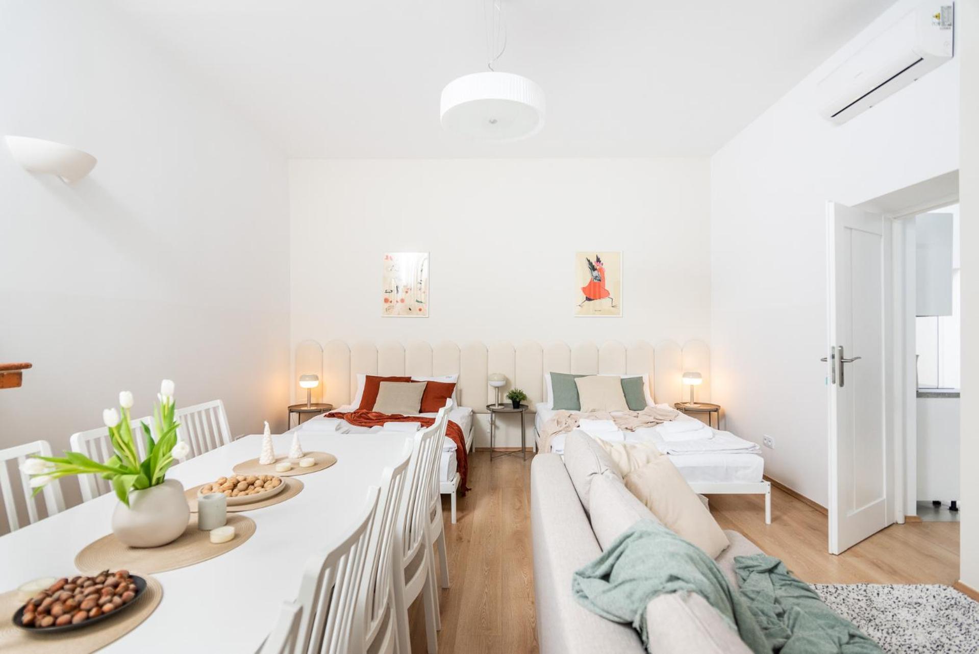 Apartment Modern Centrally Located - By Upstairs