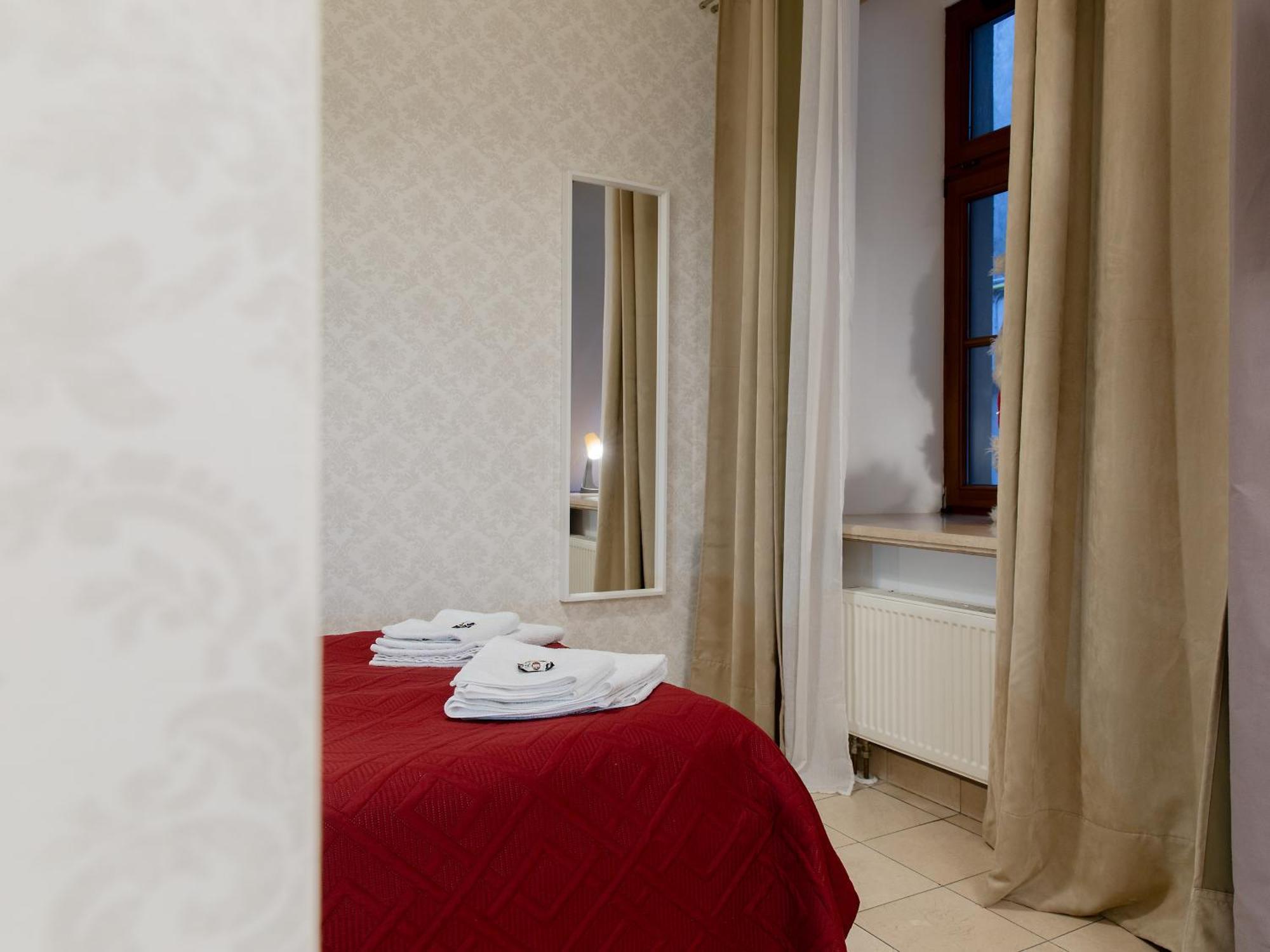 Nikodem In Old Town - Center Apartment *