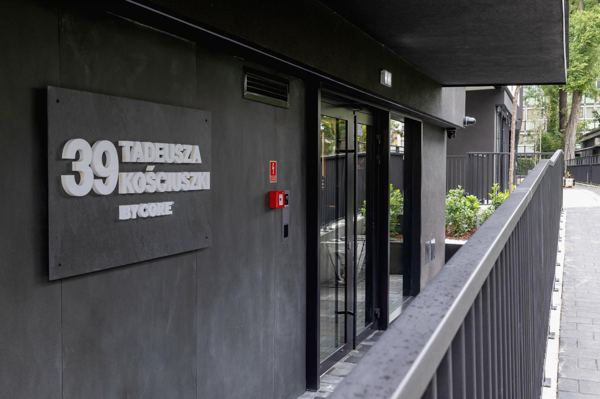 Lux Kosciuszki 39 With Parking By Renters Prestige Apartamento Cracóvia