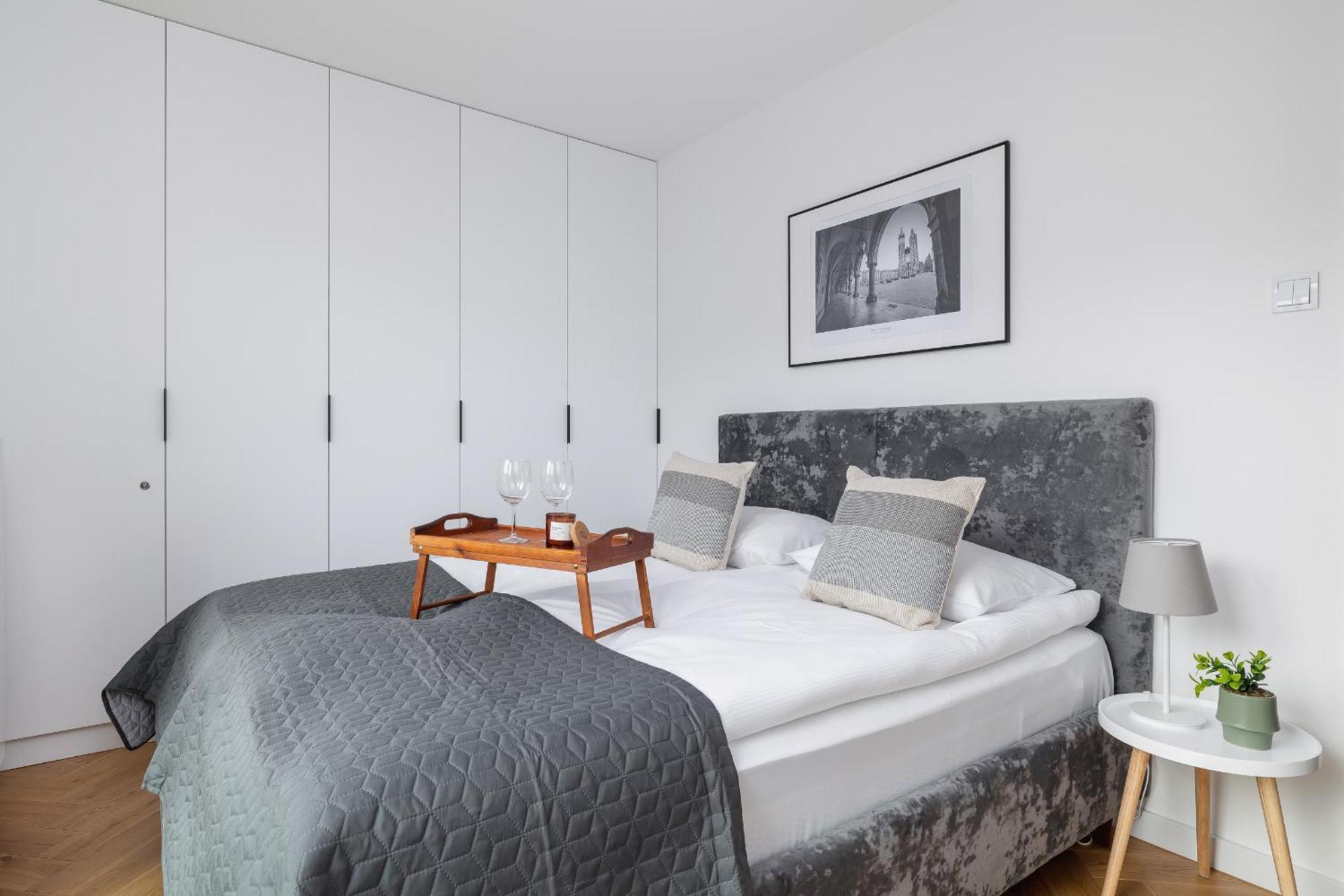 Lux Kosciuszki 39 With Parking By Renters Prestige * Cracóvia