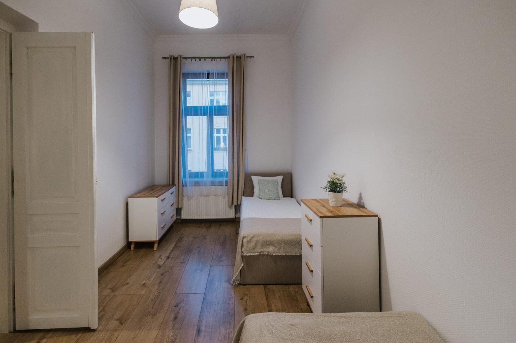Atticus Apartment *