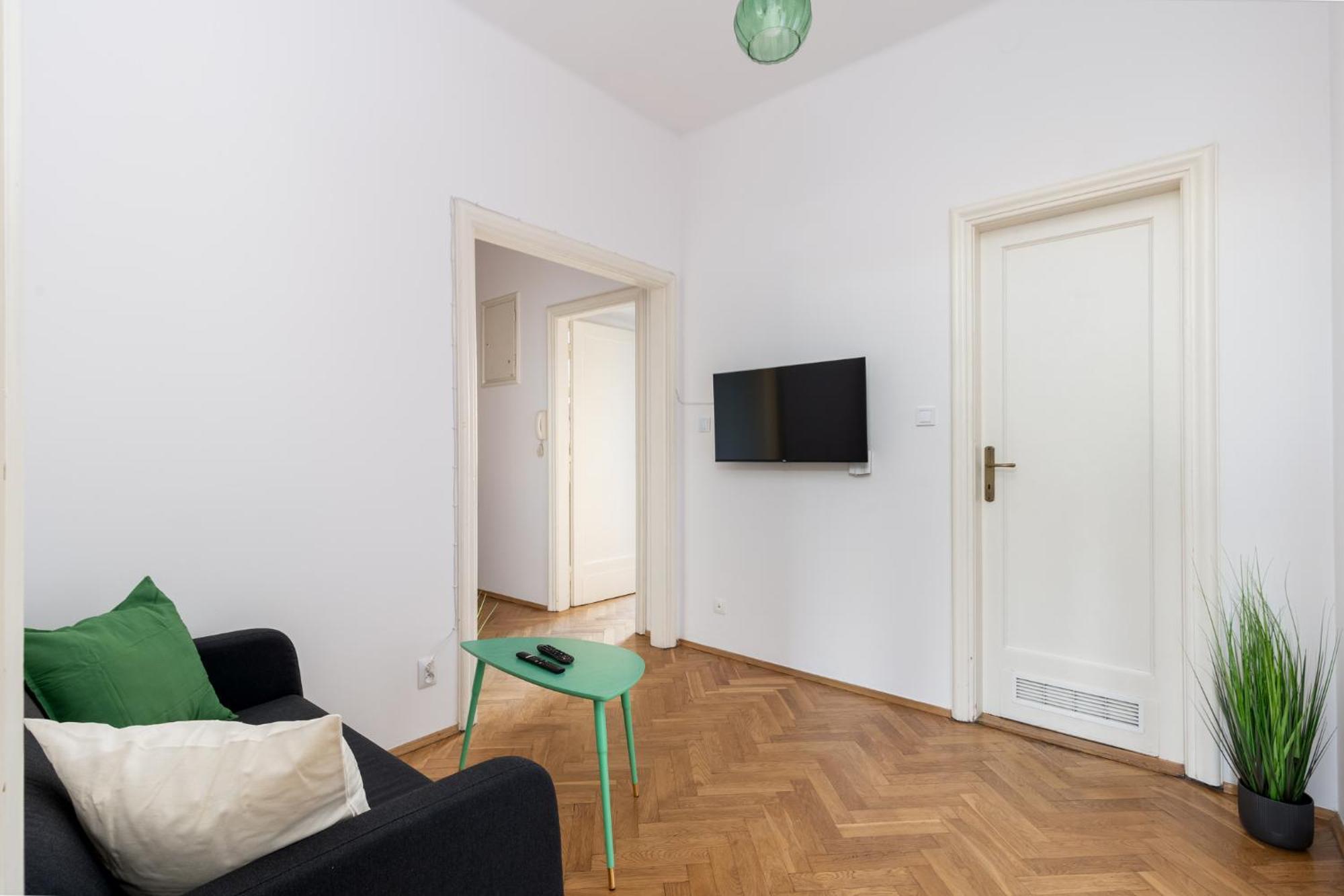 Apartament Old Town 2-bedroom *