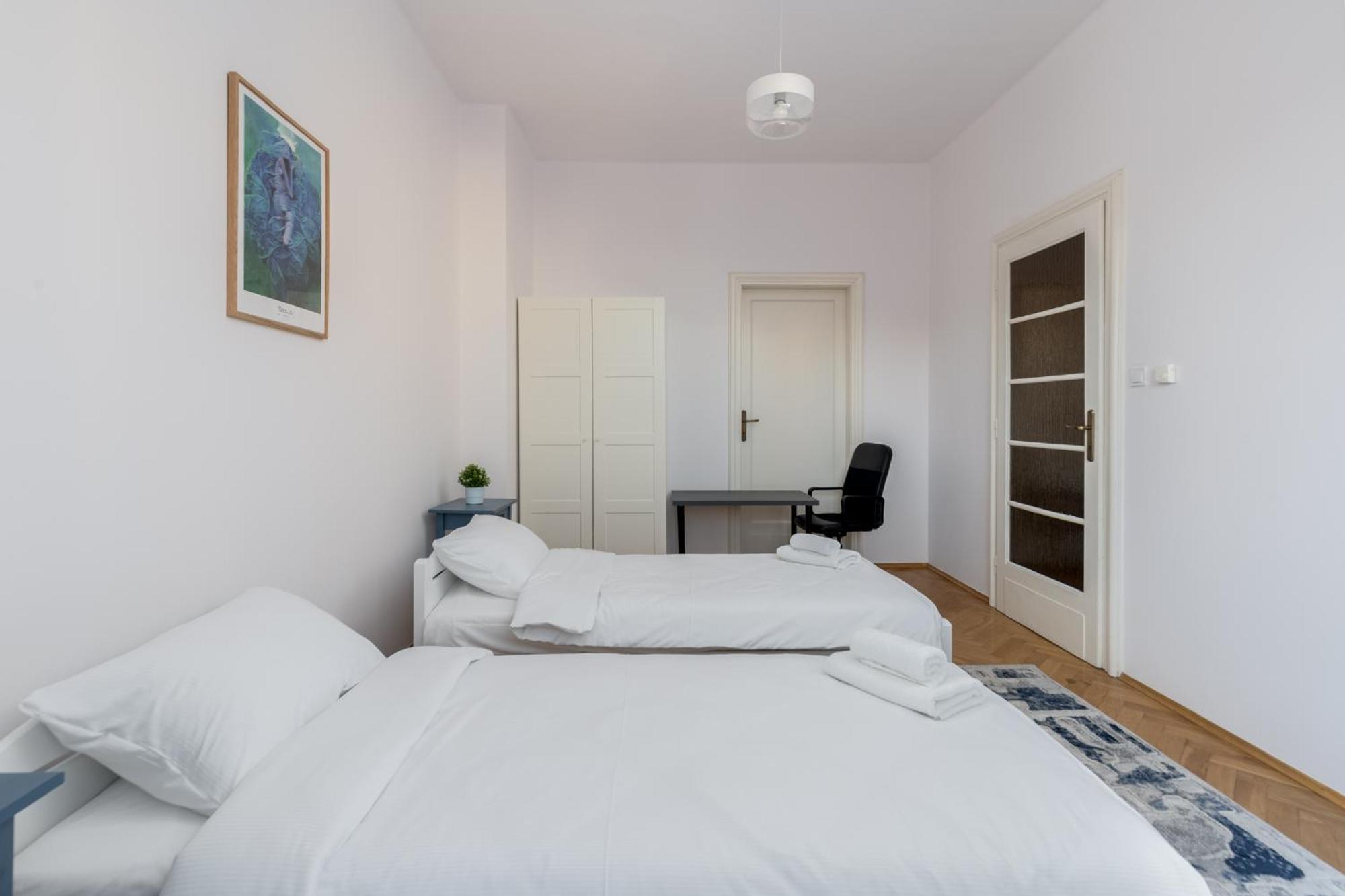 Old Town 2-bedroom Apartament