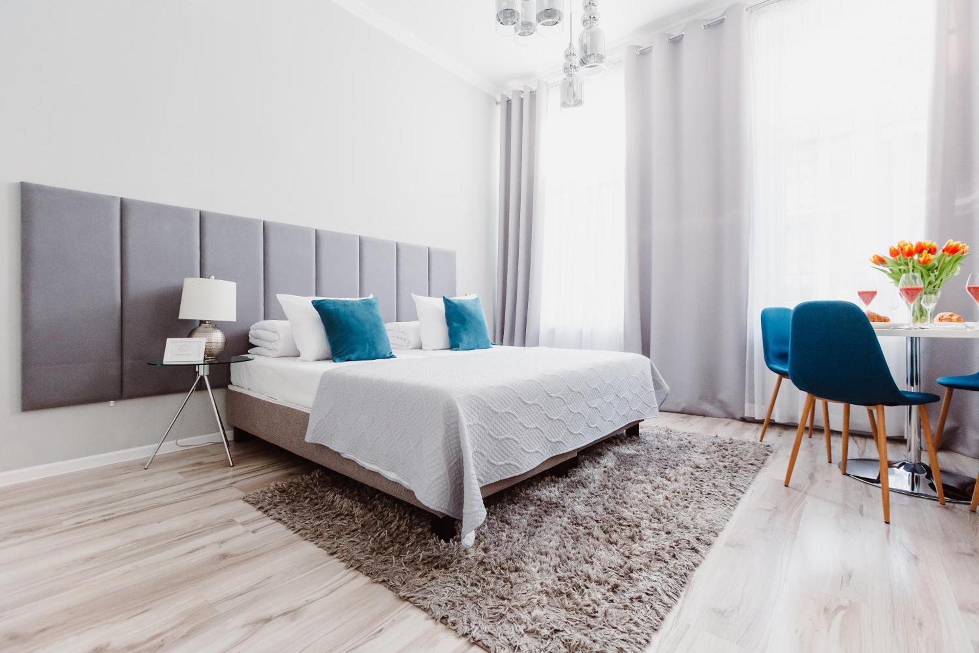 Erasmus Student - Old Town Apartment *