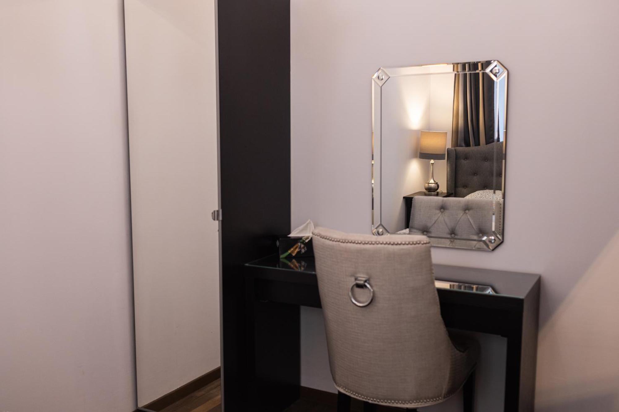 Lux Apartmenty - Old Apartment