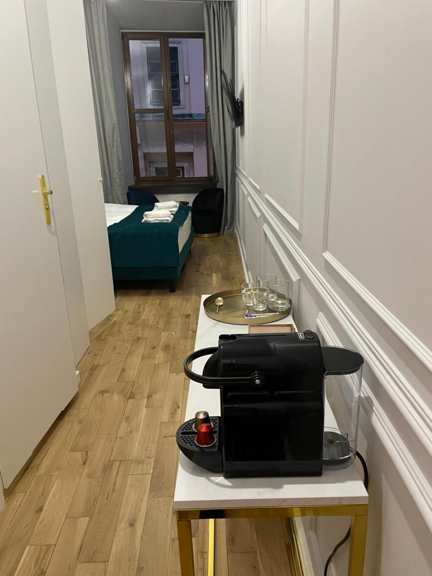 Bracka Main Square Apartment