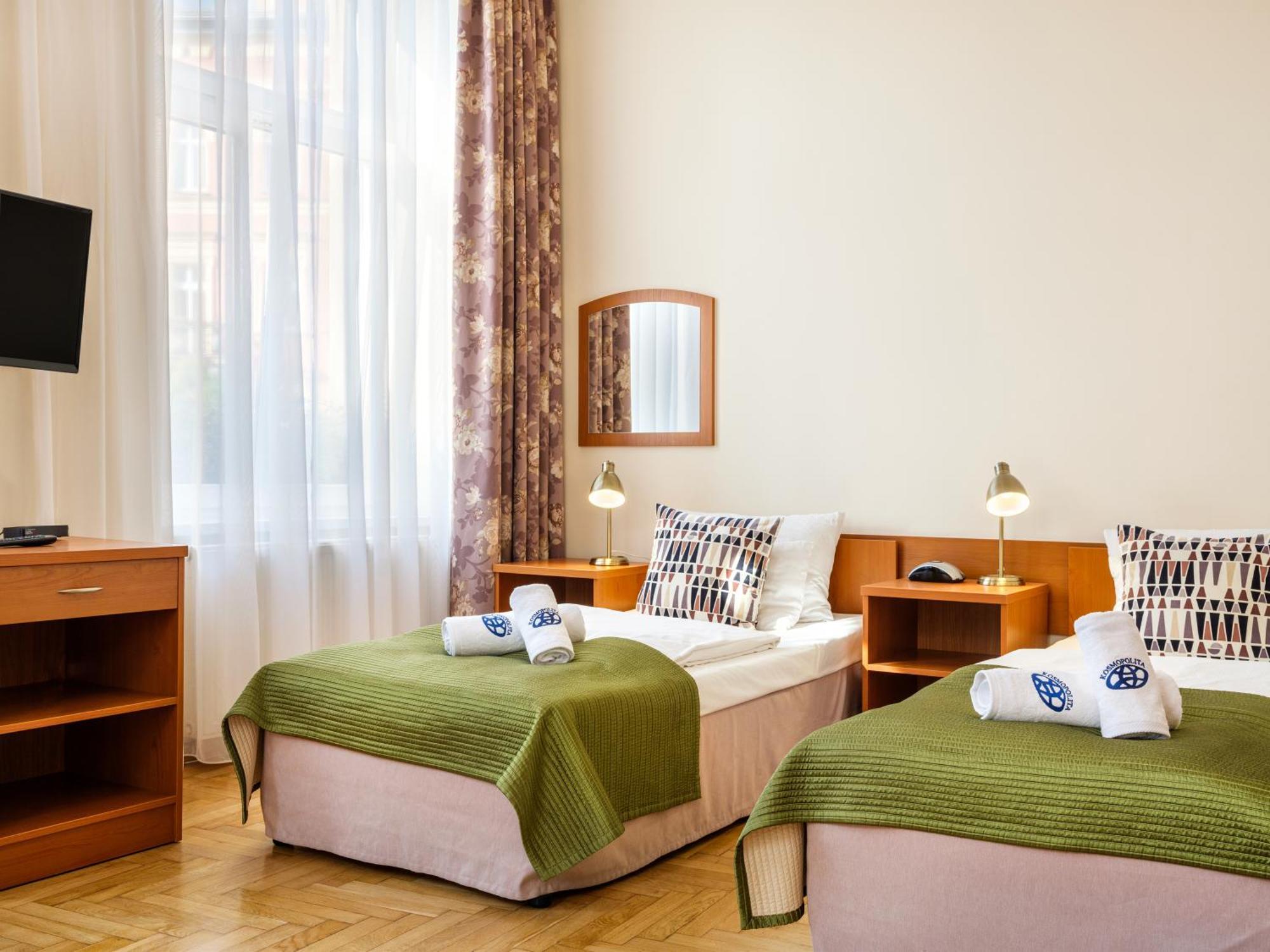 Kosmopolita Aparthotel 3*